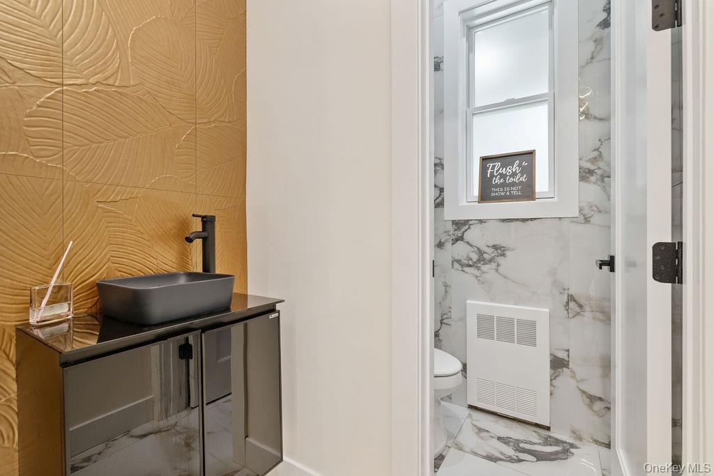 #8 photo, 9 Wendover Lane, Suffern , NY 10901