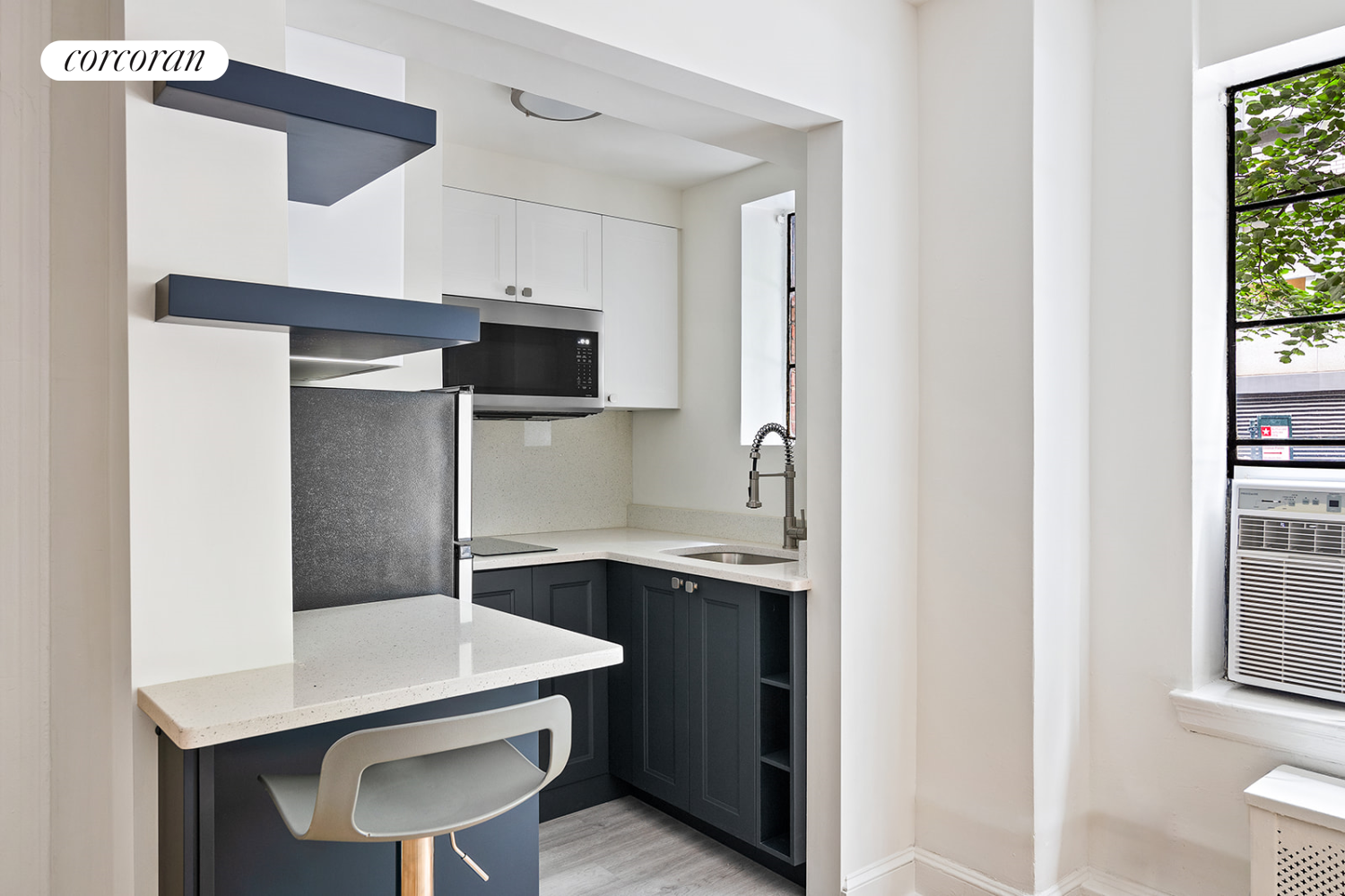 #4 photo, 140 E 40TH Street, Murray Hill , NY 10016