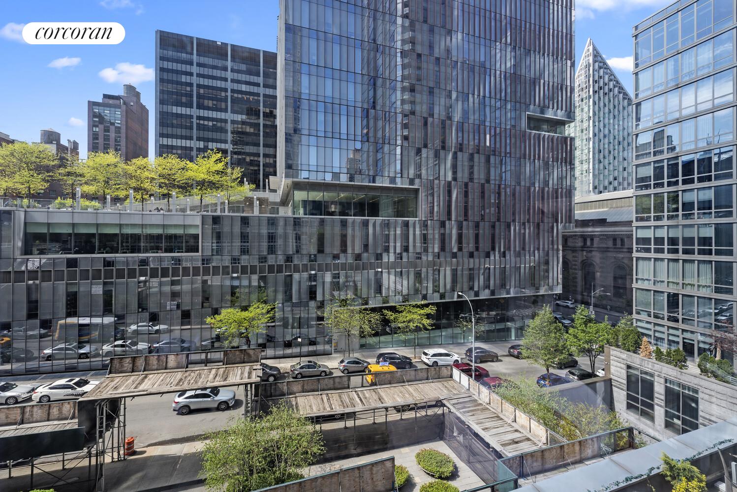 #7 photo, New York City, Lincoln Square , NY 10019