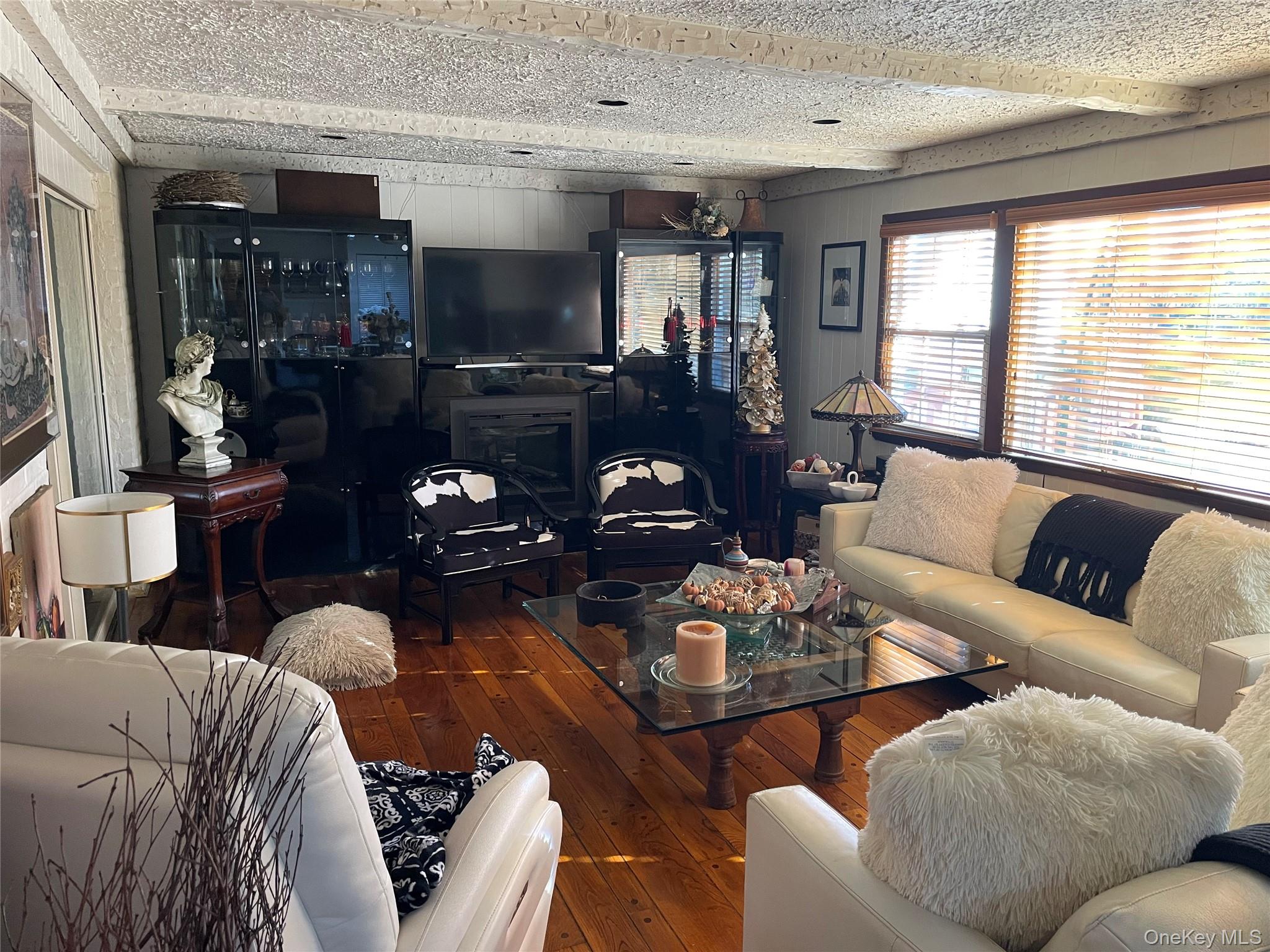 #8 photo, 27 Birch Lane, Нассау ‖ Valley Stream , NY 11581