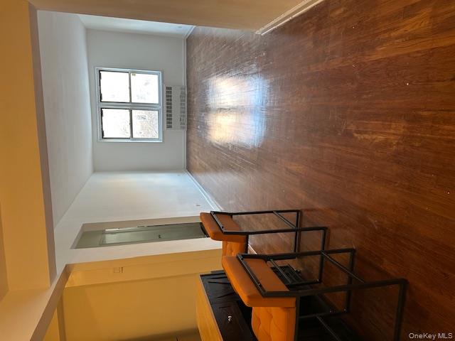 #1 photo, 90-10 34 Avenue, Jackson Heights , NY 11372