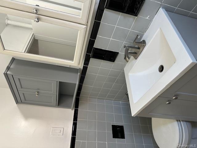 #8 photo, 90-10 34 Avenue, Jackson Heights , NY 11372