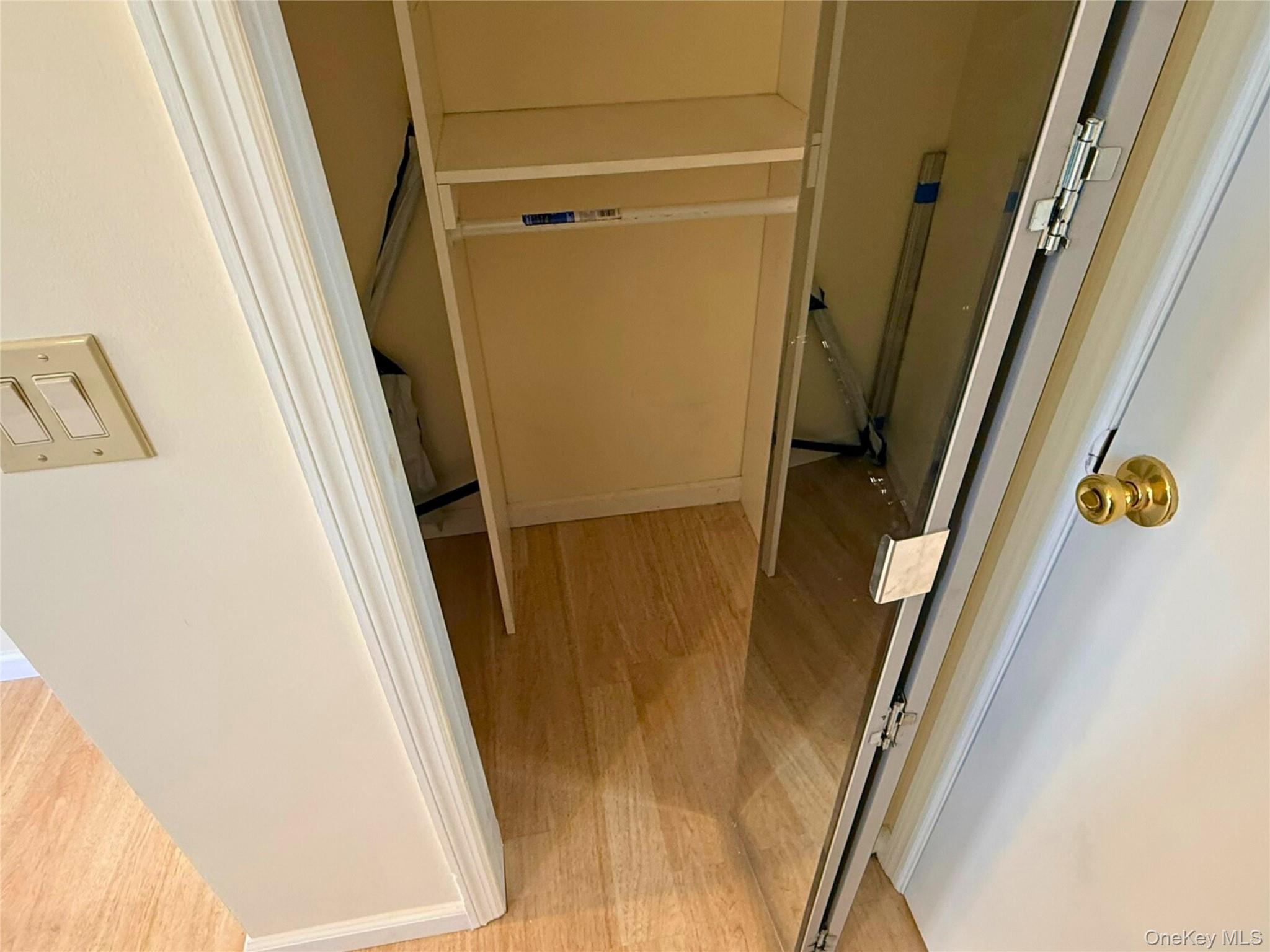 #8 photo, 52-05 35th Street, Long Island City , NY 11101