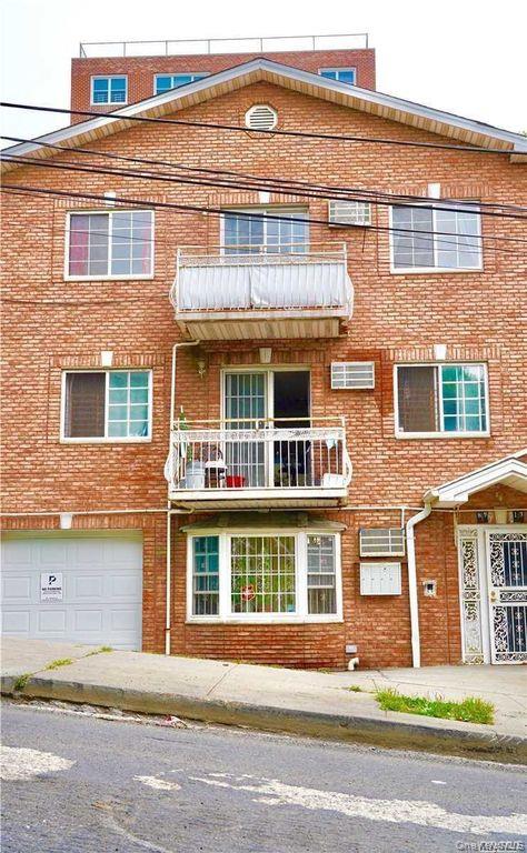 #1 photo, 8713 164th Street, Jamaica Hills , NY 11432