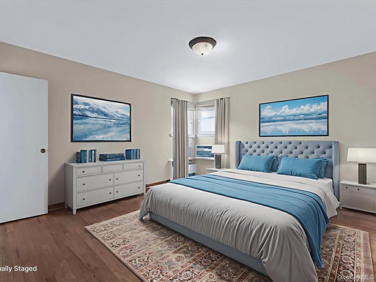 #15 photo, 58-52 208th Street, Bayside , NY 11364