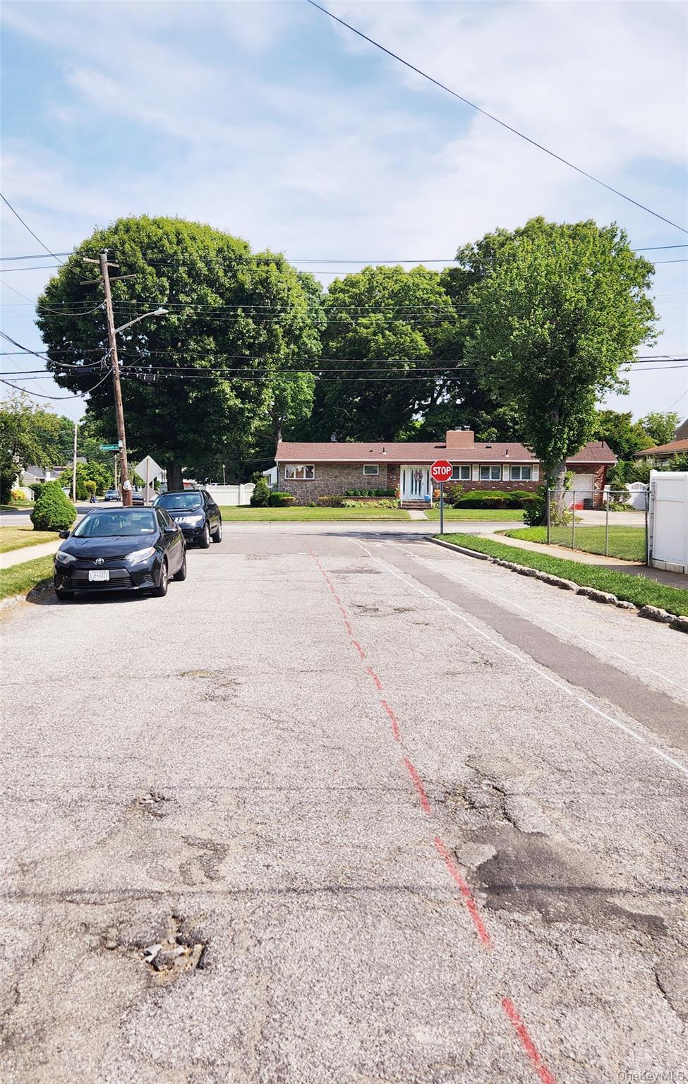 #5 photo, 1090 Pinebrook, West Hempstead , NY 11552