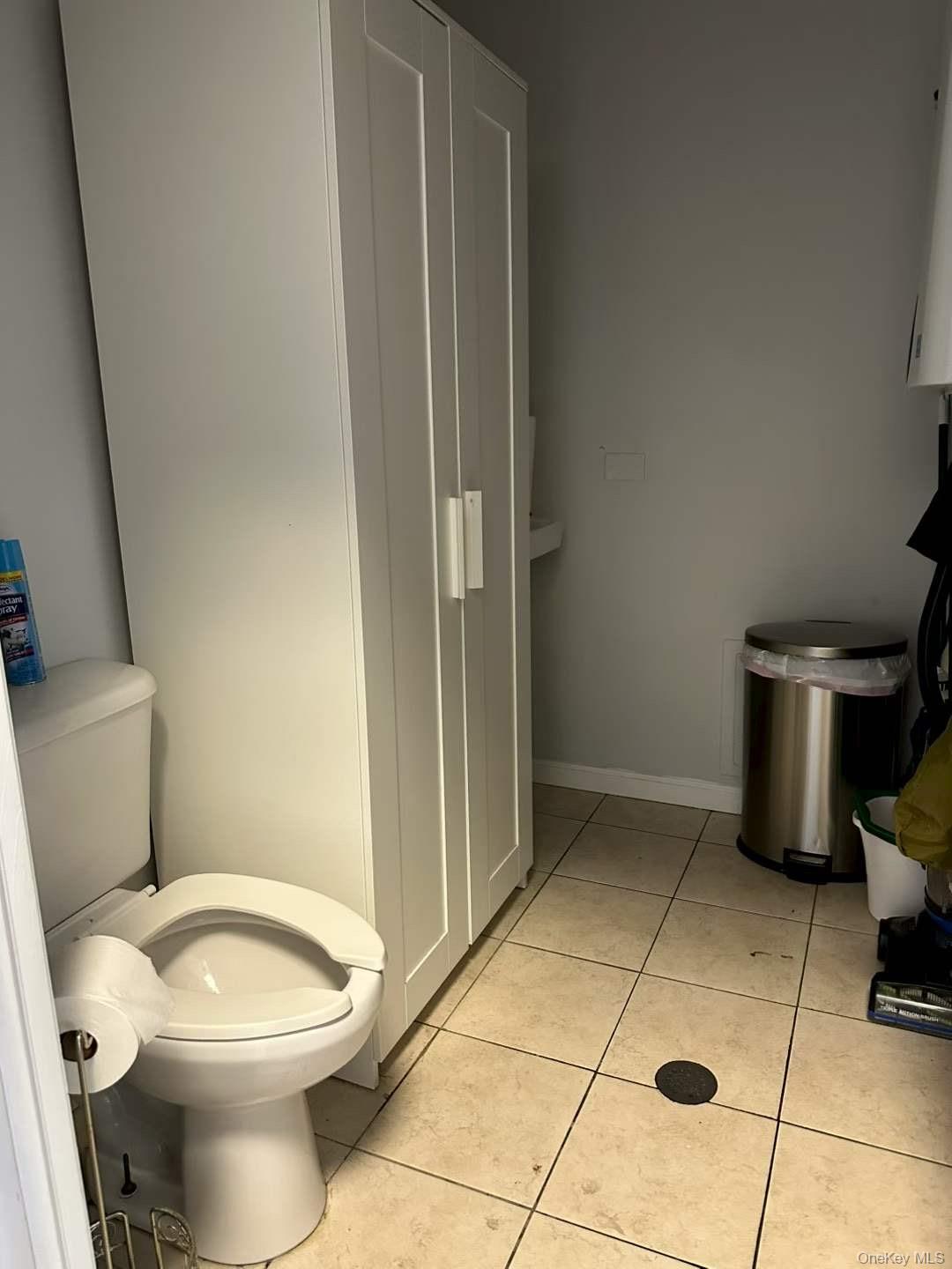 #7 photo, 632 Broadway, Massapequa , NY 11758