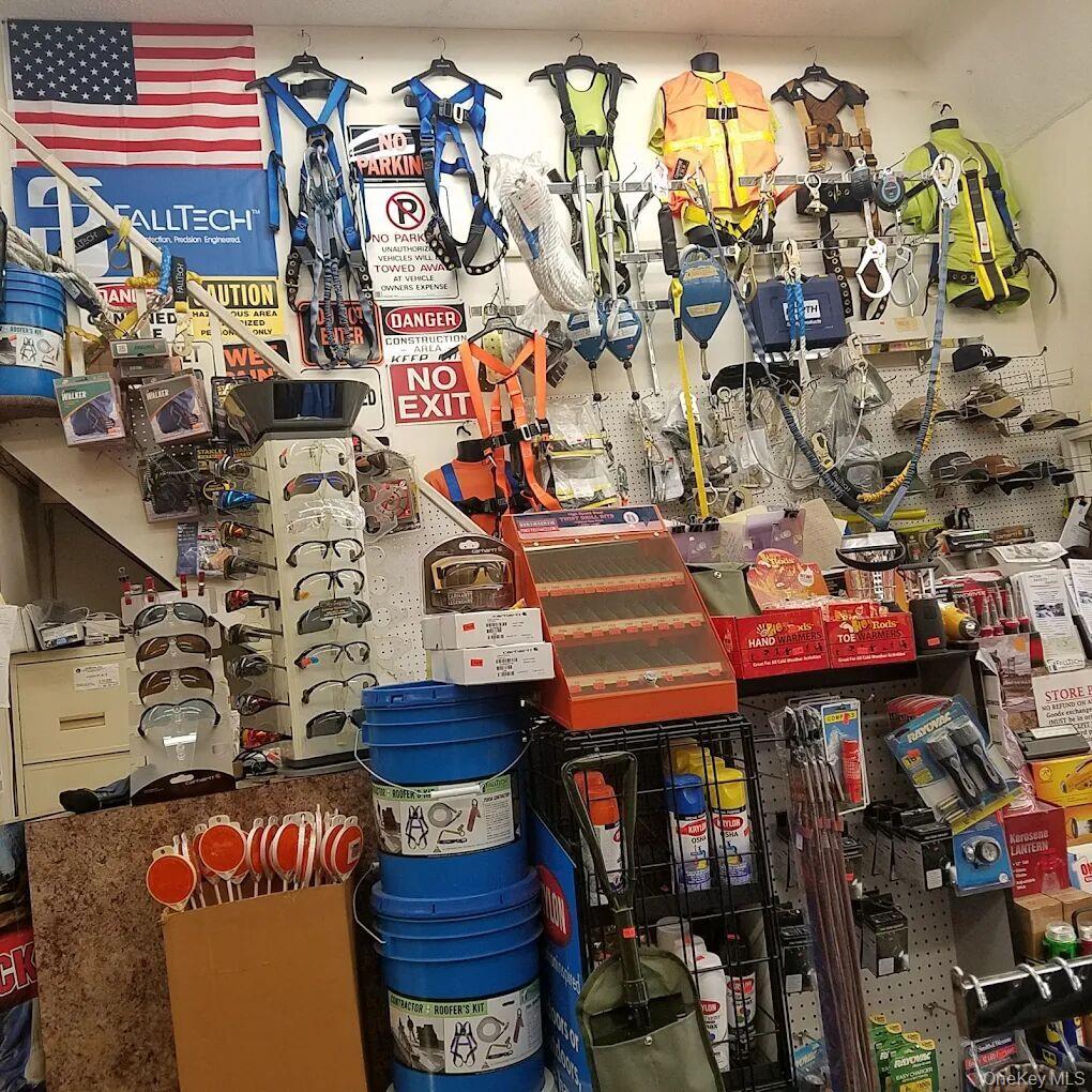 #4 photo, 2635 Atlantic Avenue, Brooklyn , NY 11207