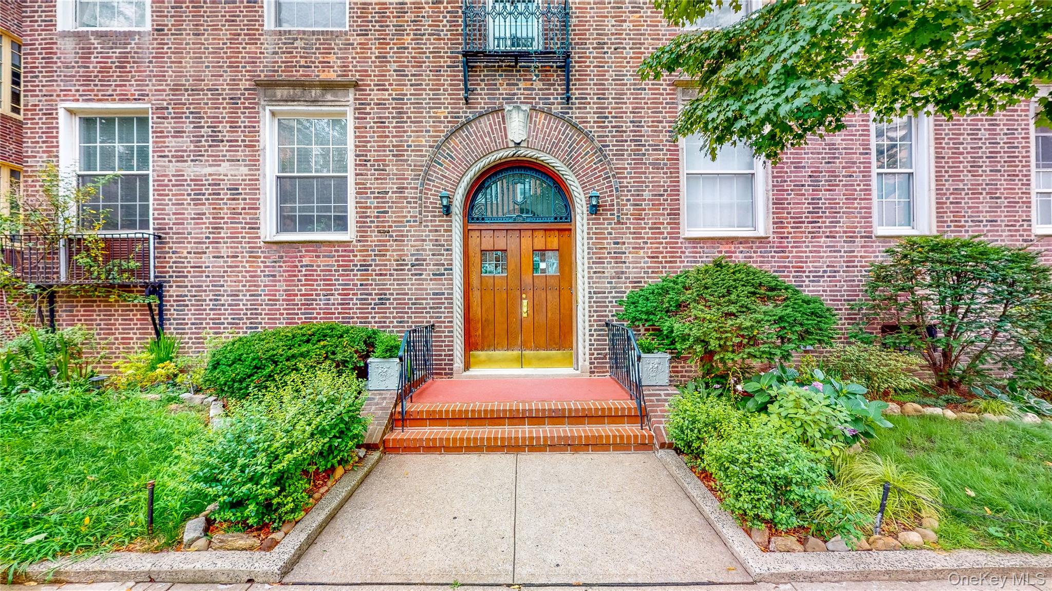 #1 photo, 37-28 85th Street, Jackson Heights , NY 11372