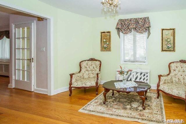 #4 photo, 204 Margaret Boulevard, Merrick , NY 11566