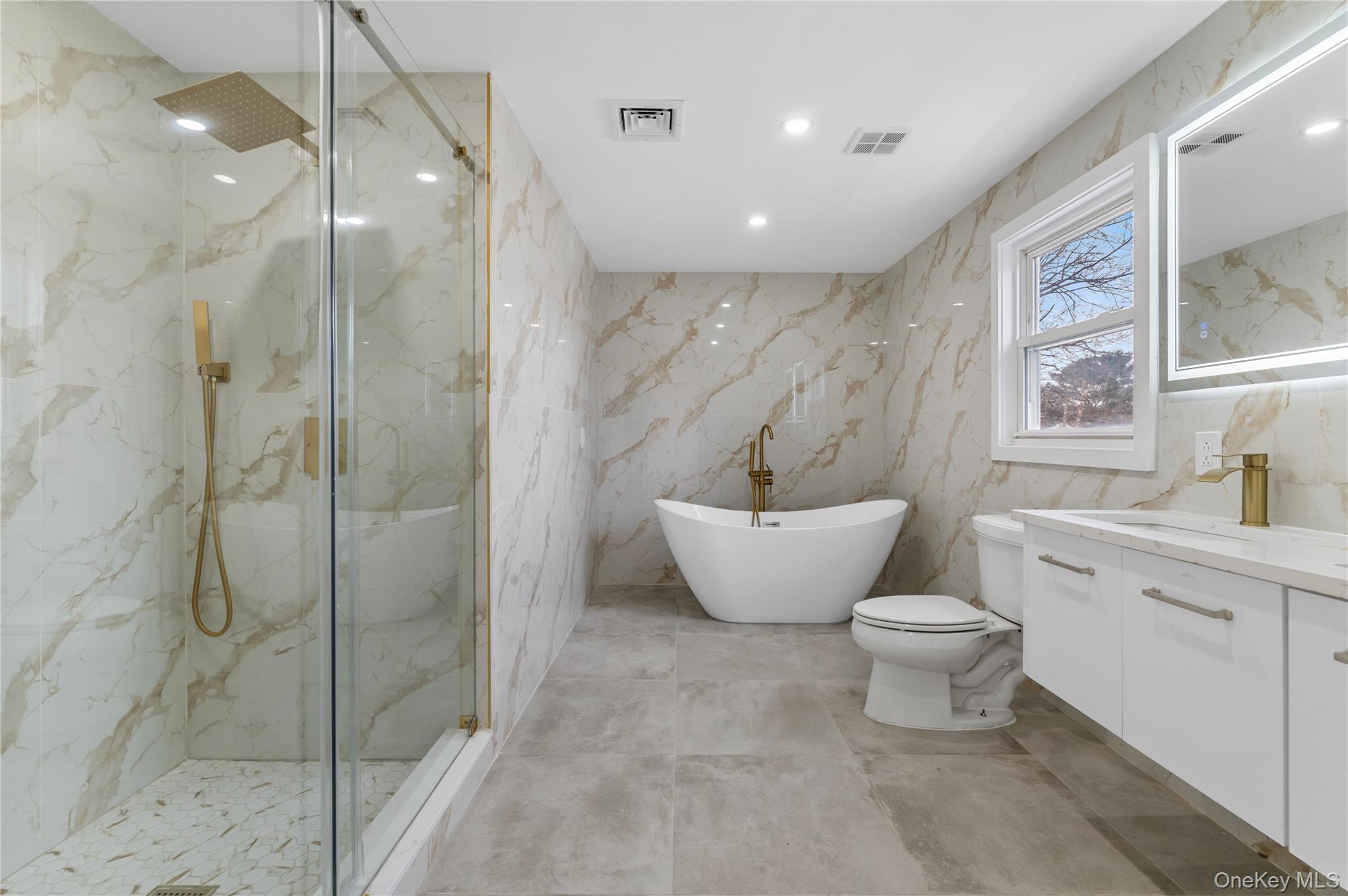 #19 photo, 19 Hicks Avenue, Syosset , NY 11791