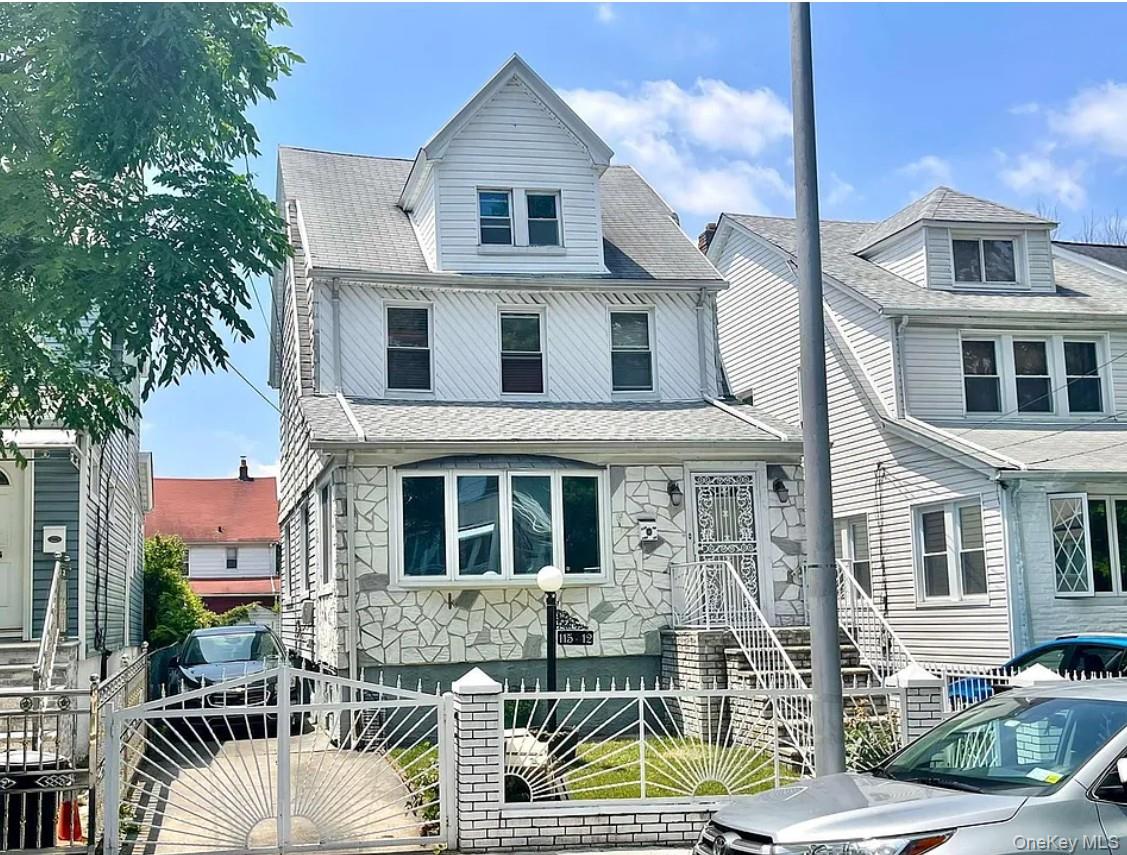 #1 photo, 11512 197th Street, Saint Albans , NY 11412