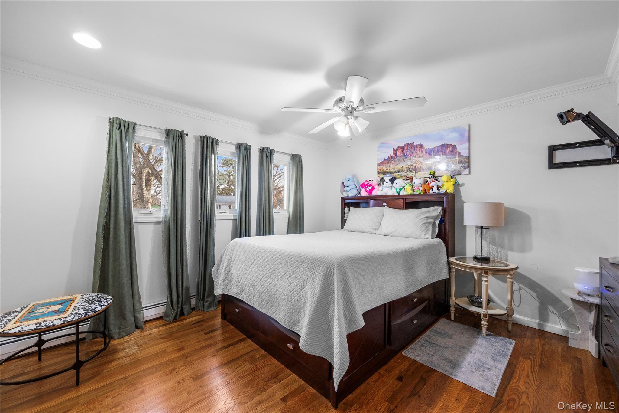 #12 photo, 50 S 30th Street, Babylon , NY 11798