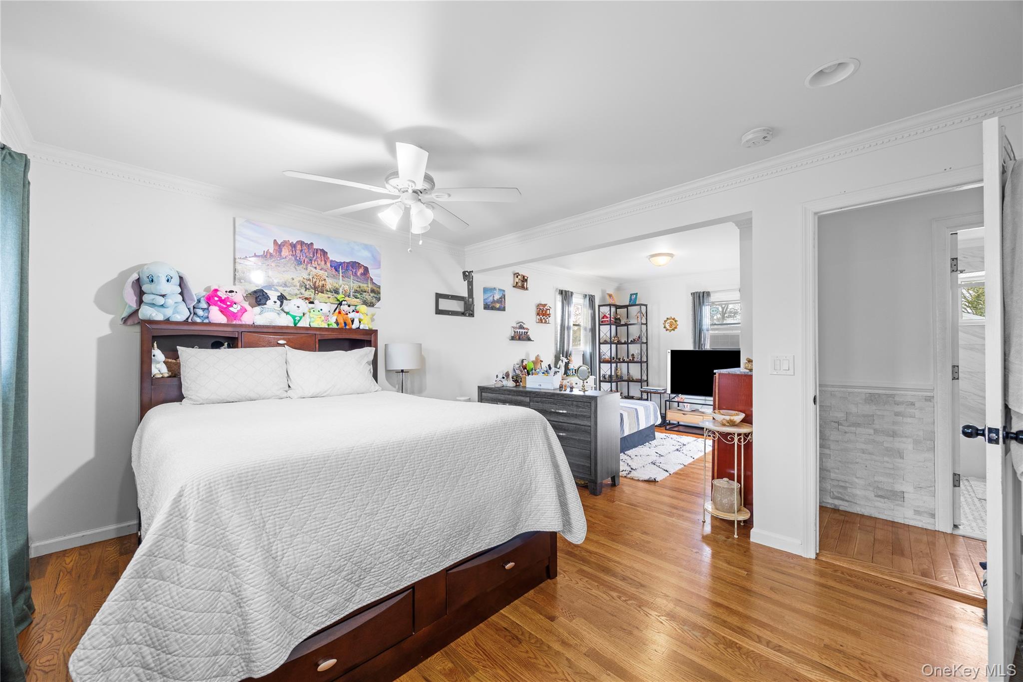 #14 photo, 50 S 30th Street, Babylon , NY 11798