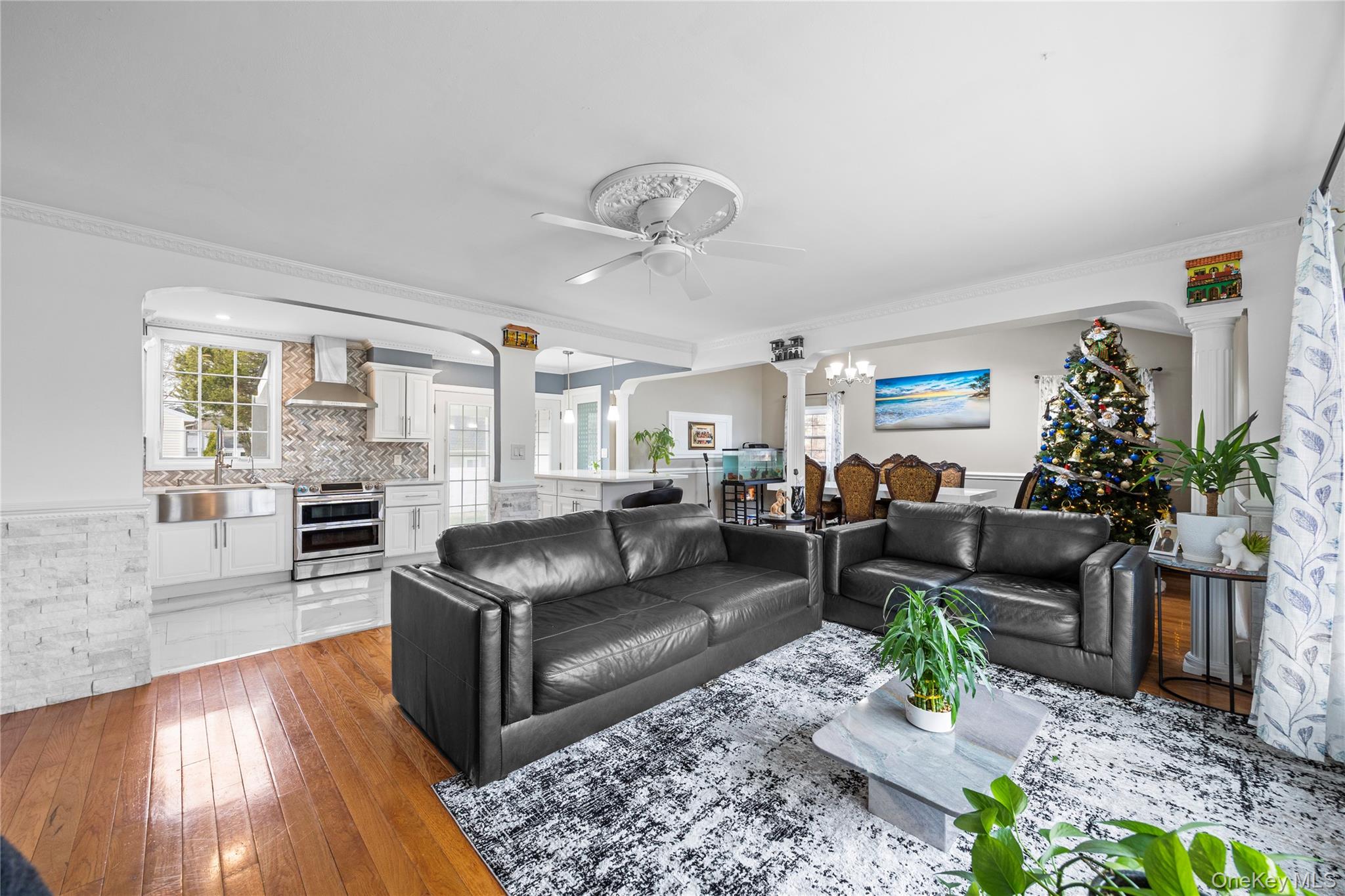 #15 photo, 50 S 30th Street, Babylon , NY 11798