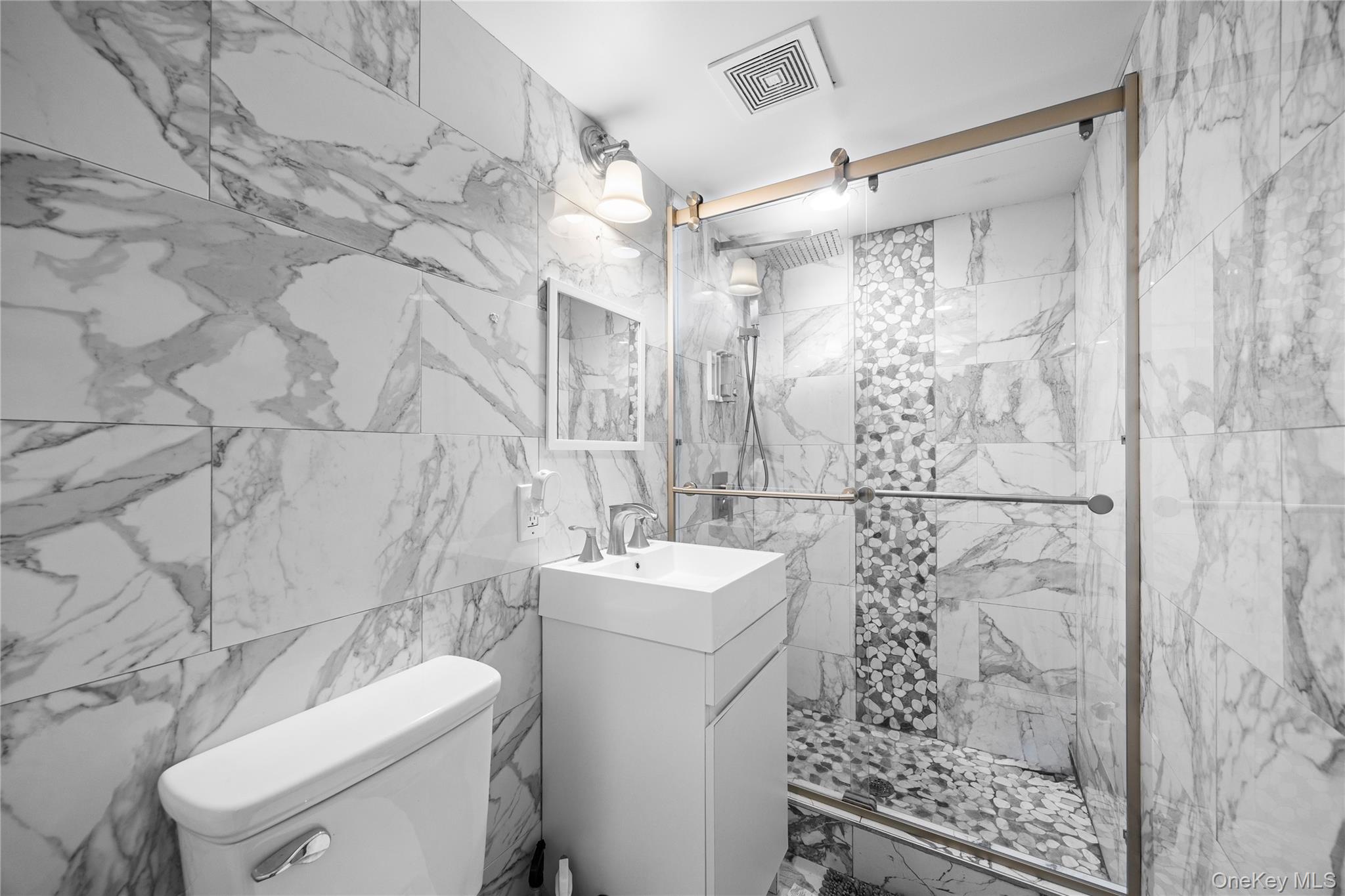 #7 photo, 50 S 30th Street, Babylon , NY 11798