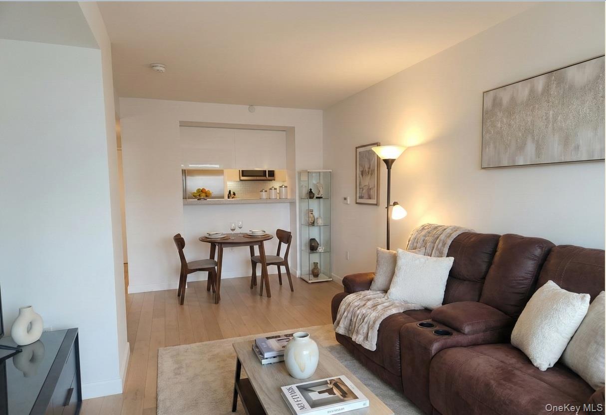 #9 photo, 138-35 39th Avenue, Flushing , NY 11354