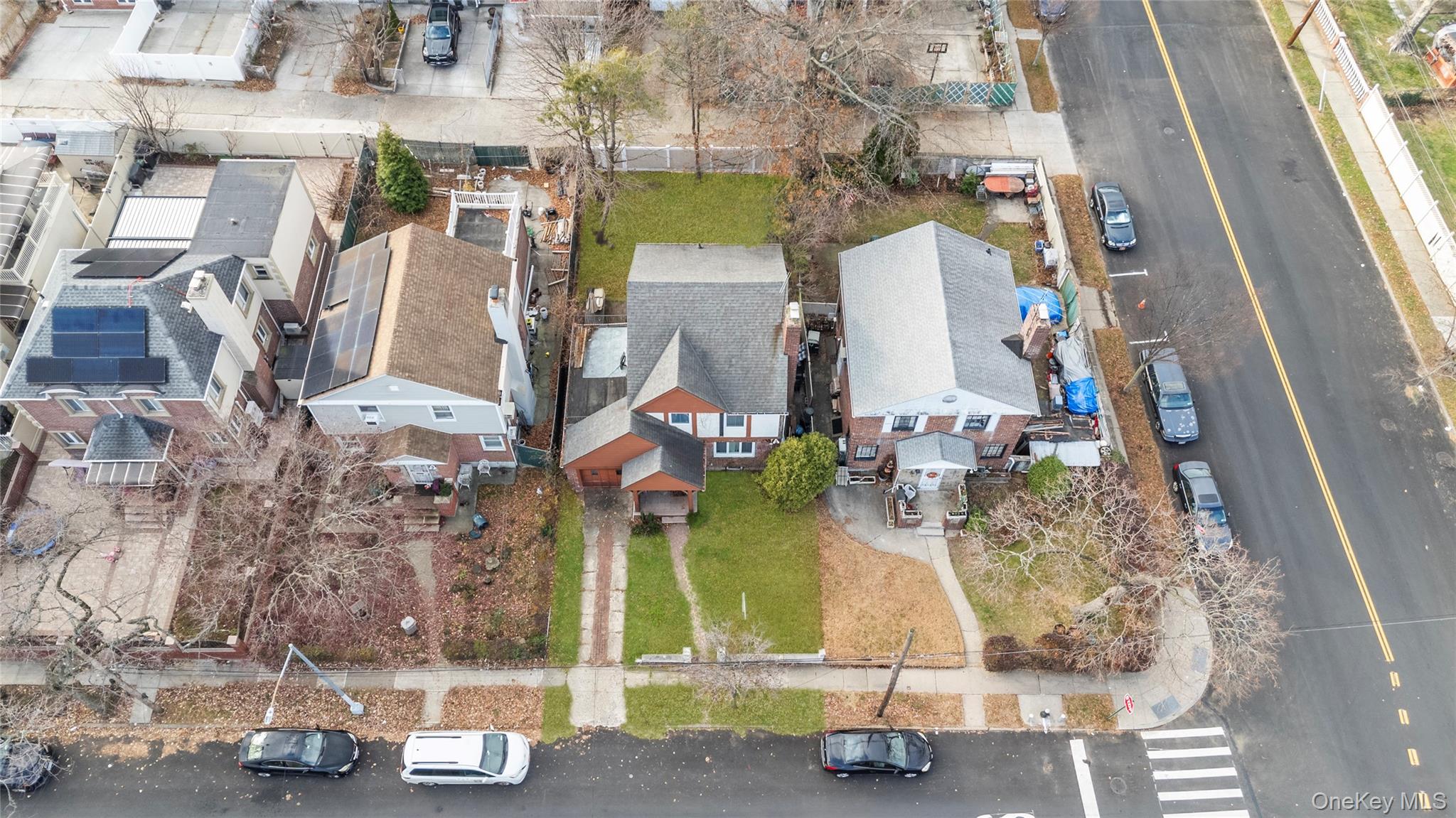 #20 photo, 82-06 166 street, Hillcrest (Queens) , NY 11432