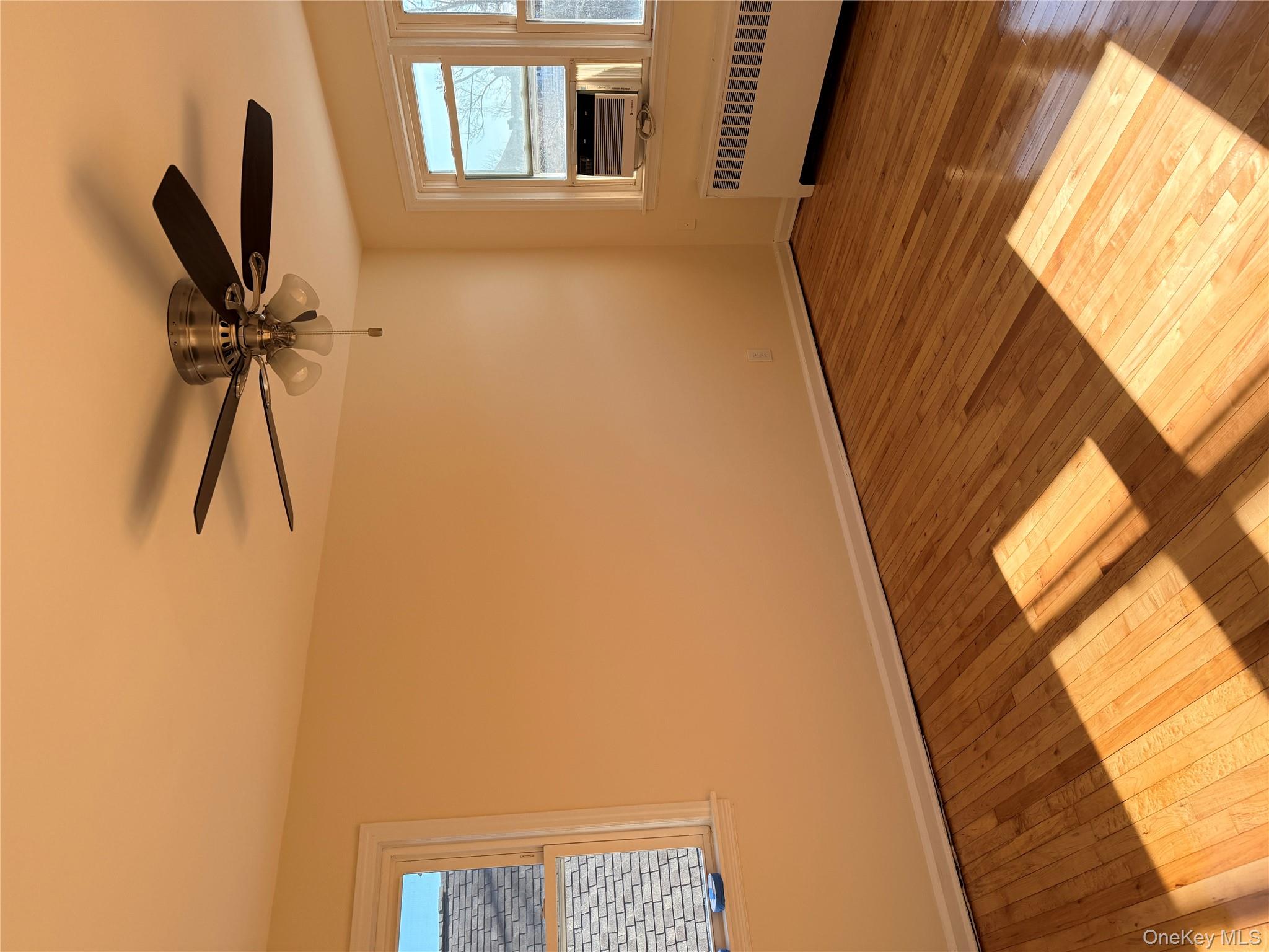 #17 photo, 538 E Park Avenue, Нассау ‖ Long Beach , NY 11561