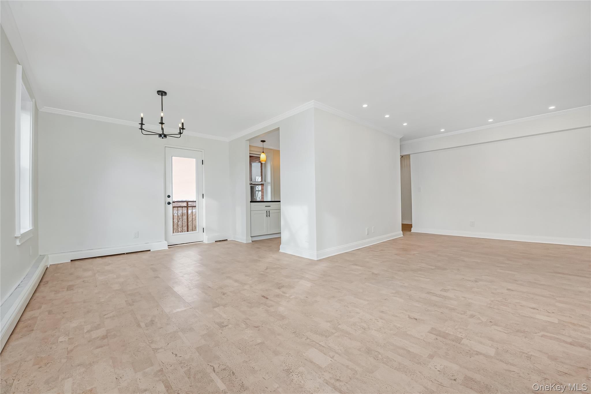 #12 photo, 42-30 Douglaston Parkway, Douglaston , NY 11363