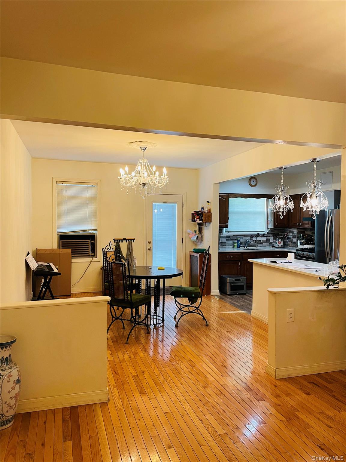 #6 photo, 78-54 76 street, Glendale , NY 11385