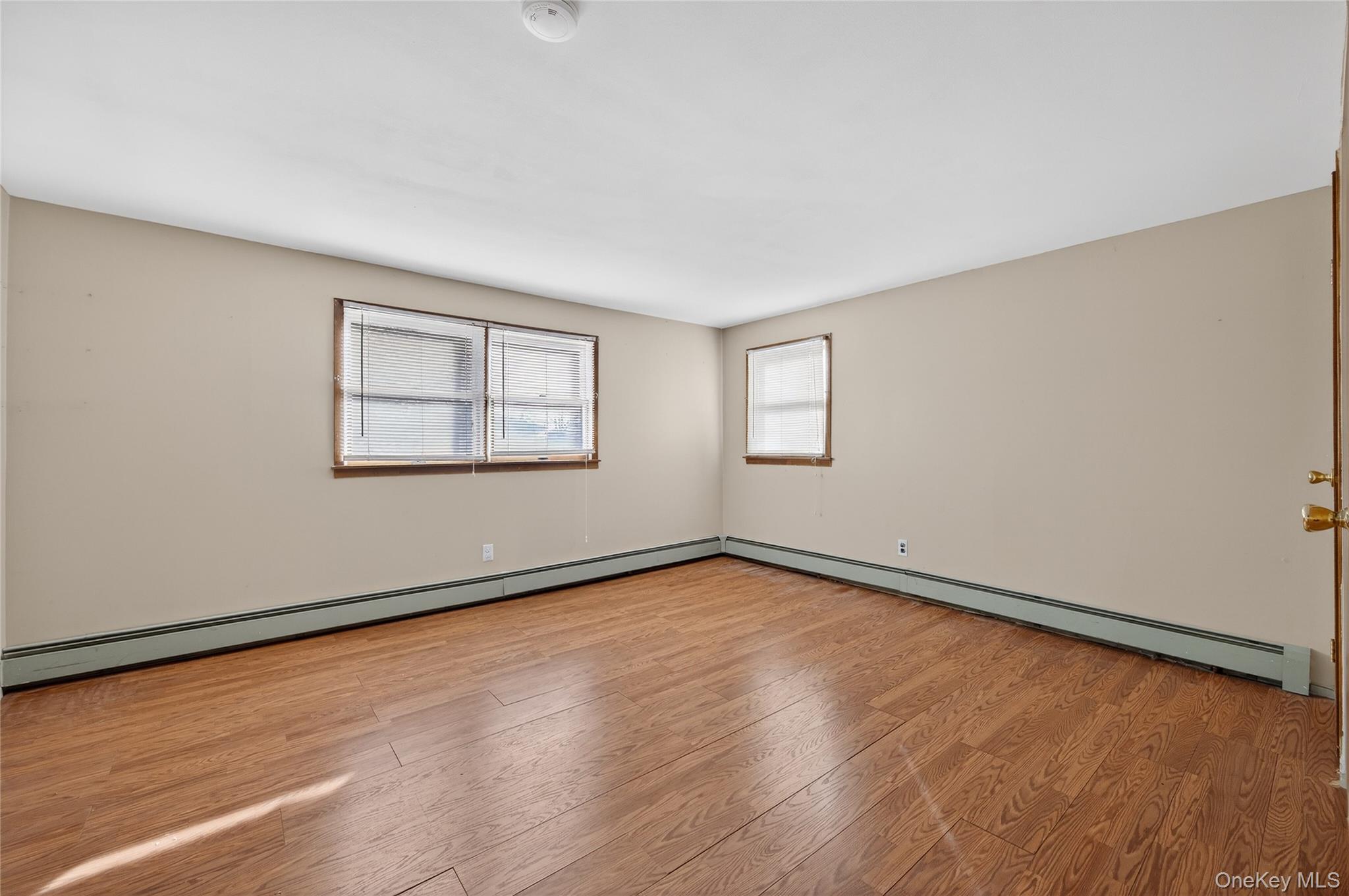 #12 photo, 128 Beech Street, Floral Park , NY 11001