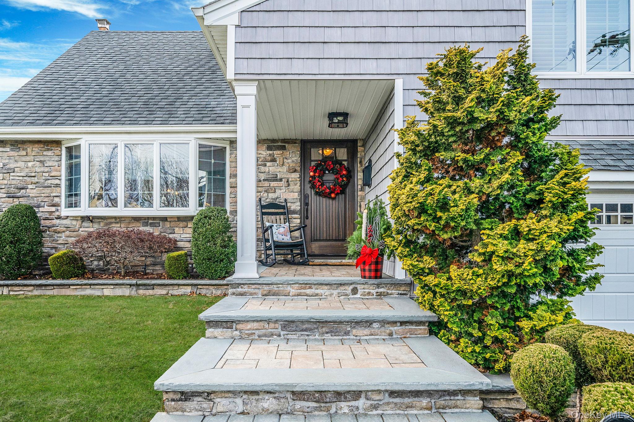 #4 photo, 3 Walnut Place, North Massapequa , NY 11758