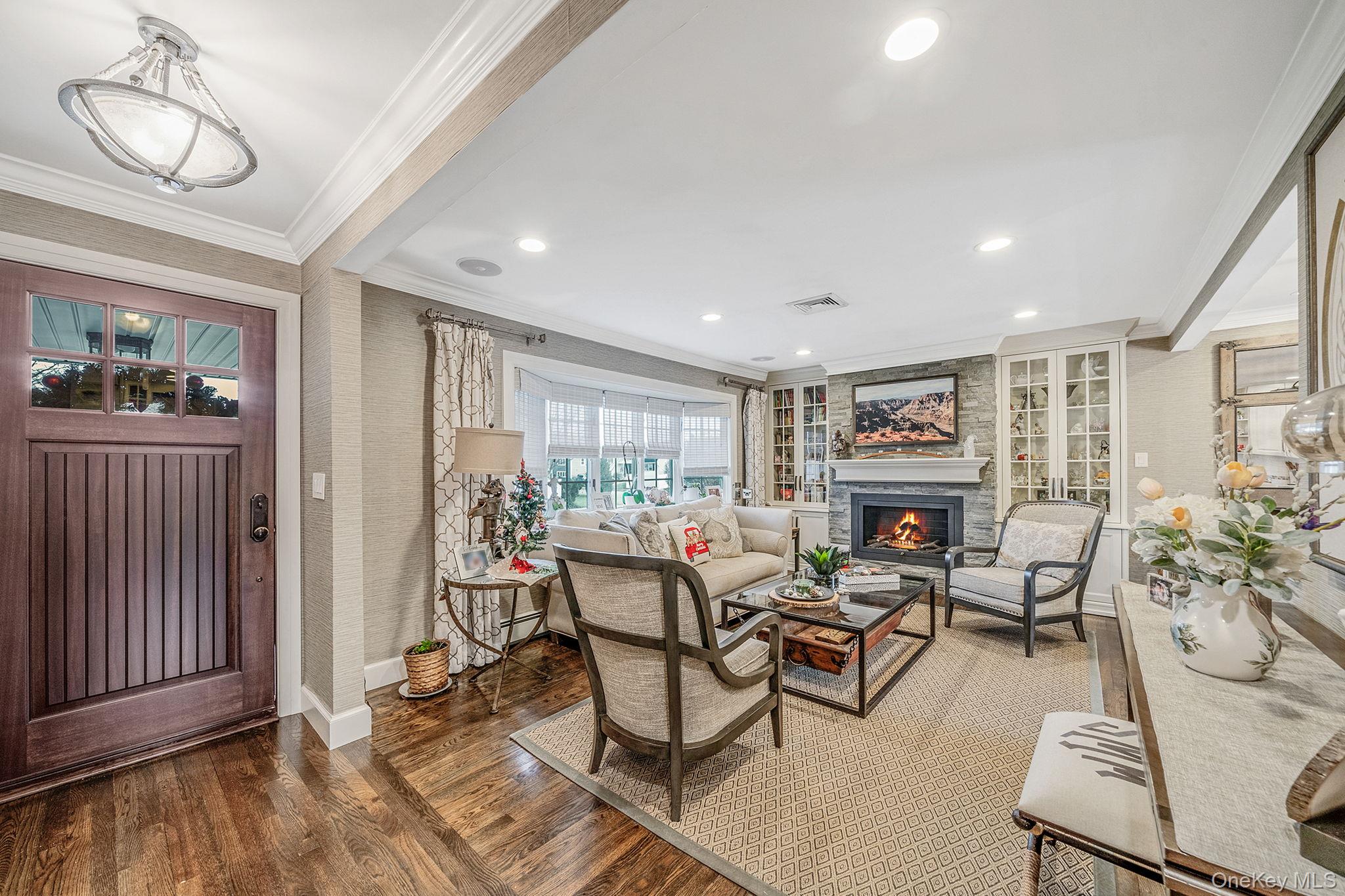 #5 photo, 3 Walnut Place, North Massapequa , NY 11758