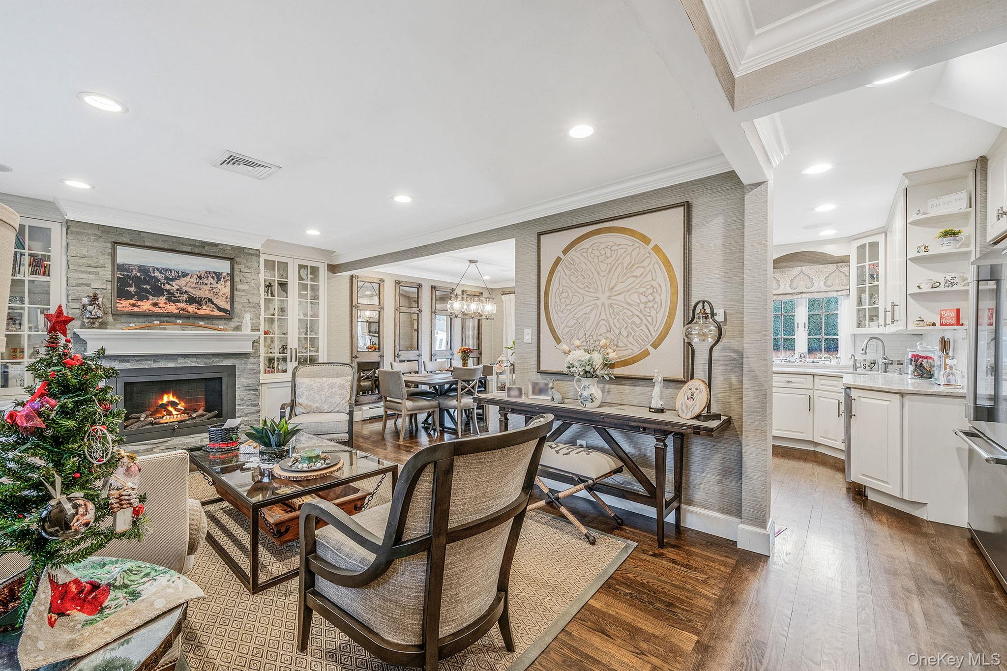 #6 photo, 3 Walnut Place, North Massapequa , NY 11758