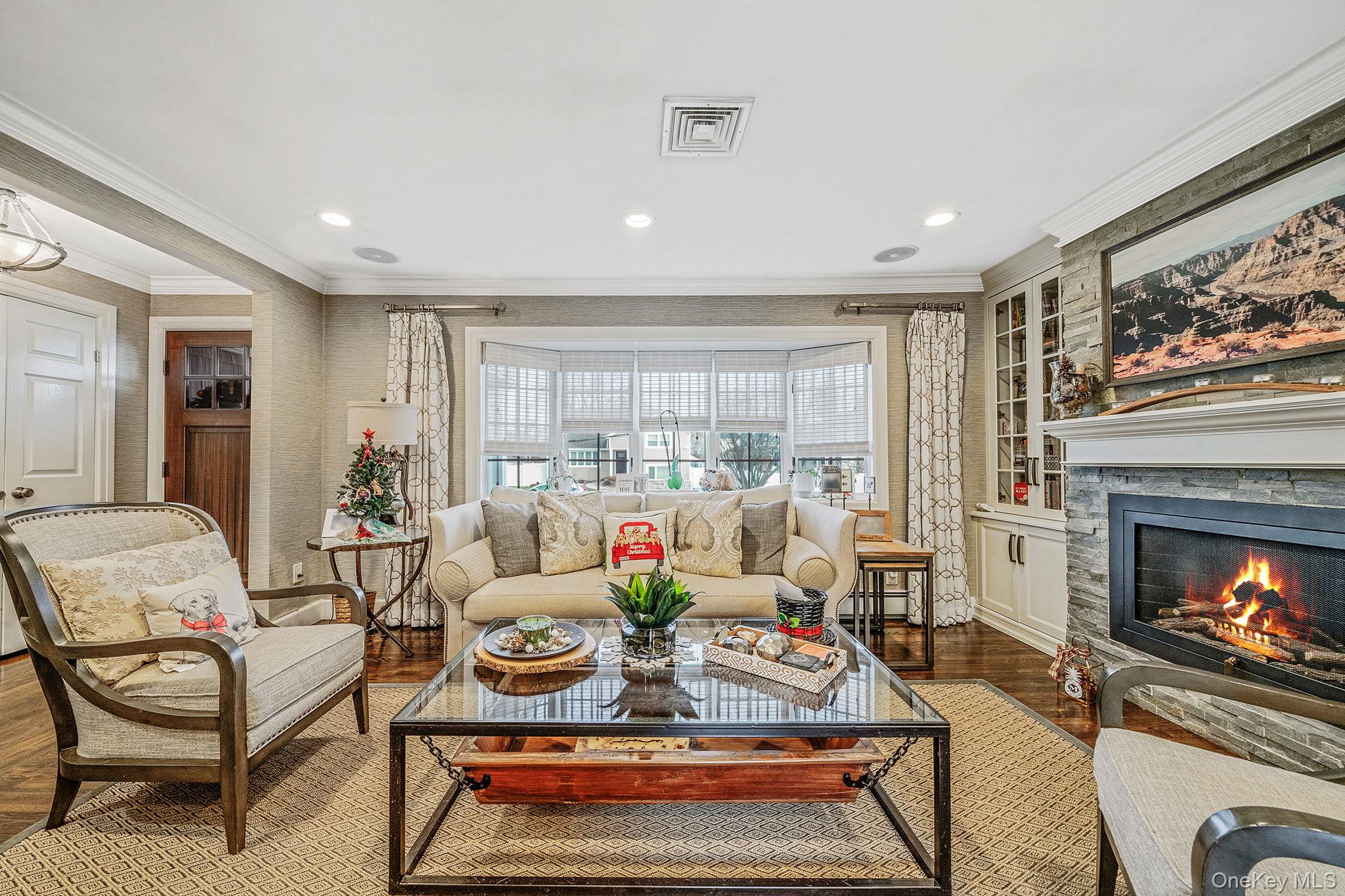 #8 photo, 3 Walnut Place, North Massapequa , NY 11758