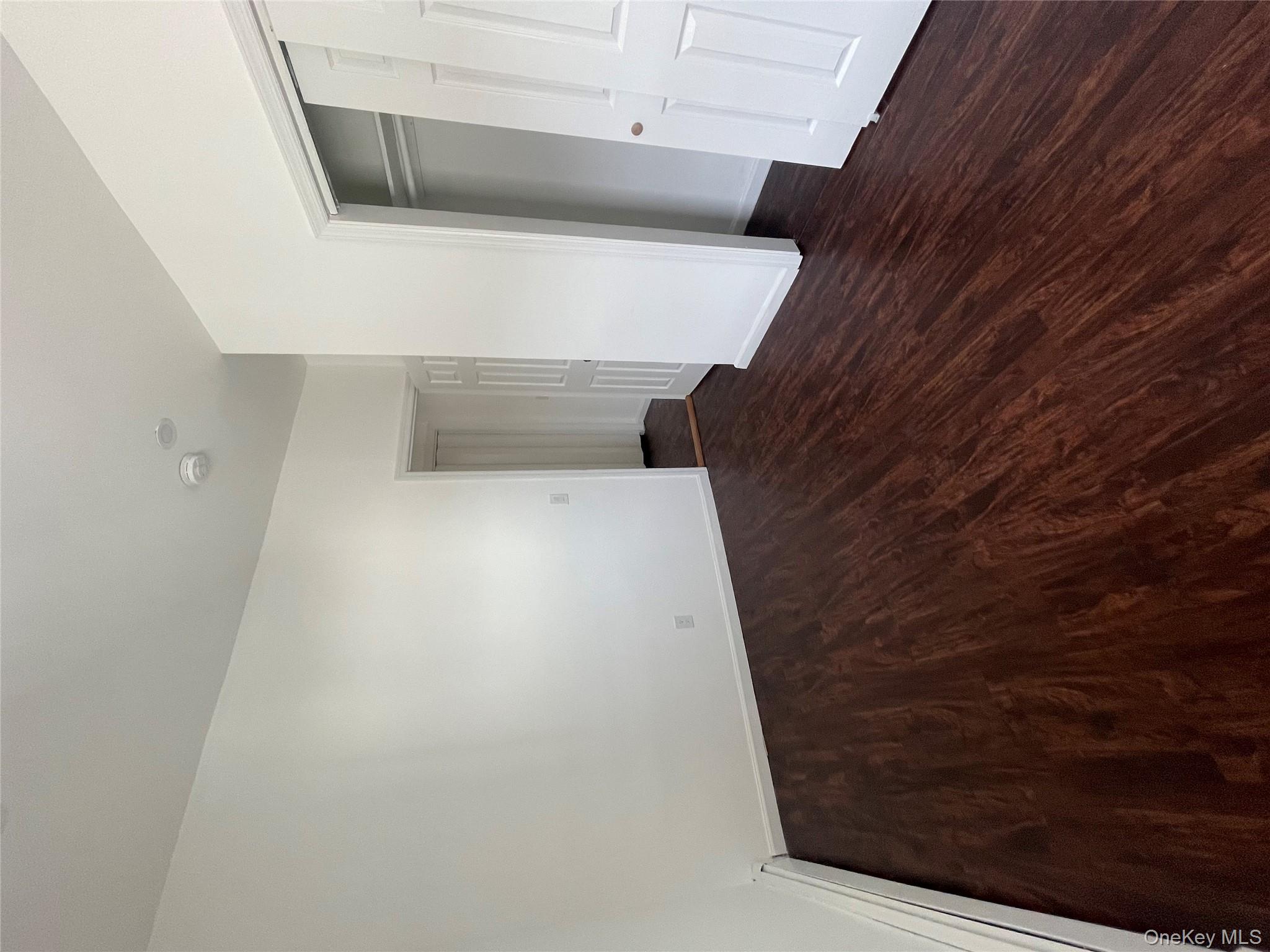 #10 photo, 70 Dobbs Ferry Road, White Plains , NY 10607