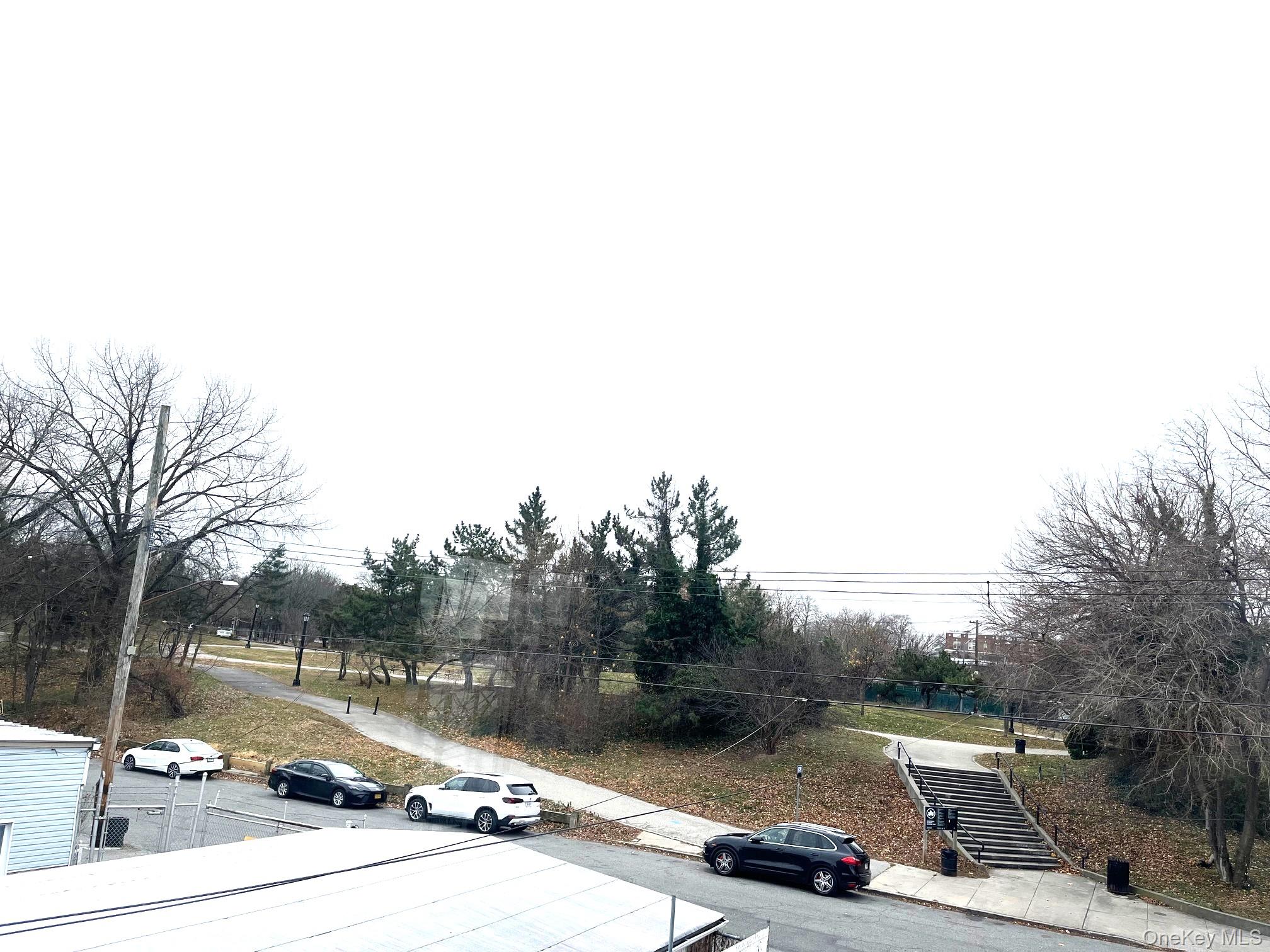 #12 photo, 520 Ellsworth Avenue, Bronx , NY 10465