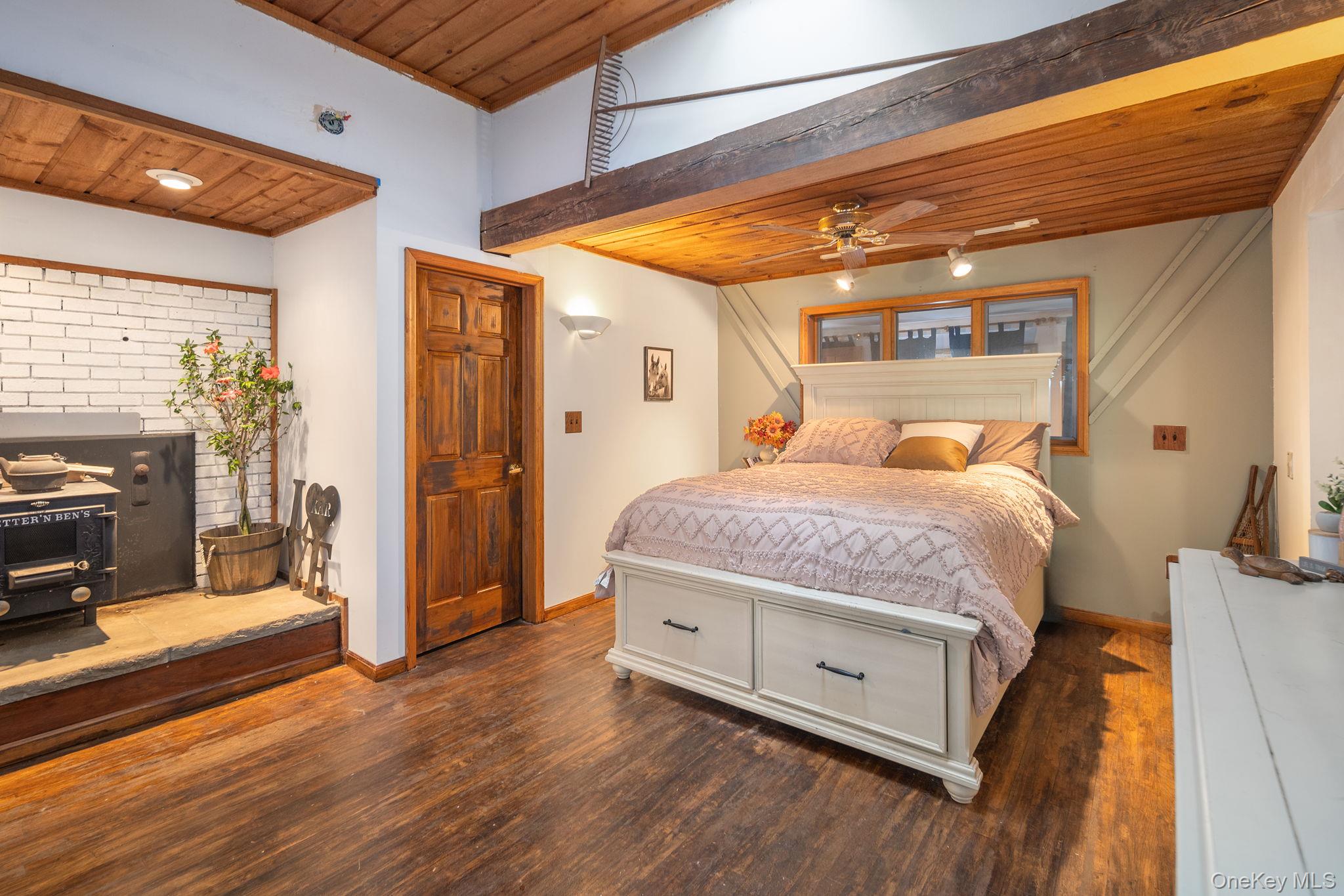 #16 photo, 929 Patria Road, Call Listing Agent , NY 12071