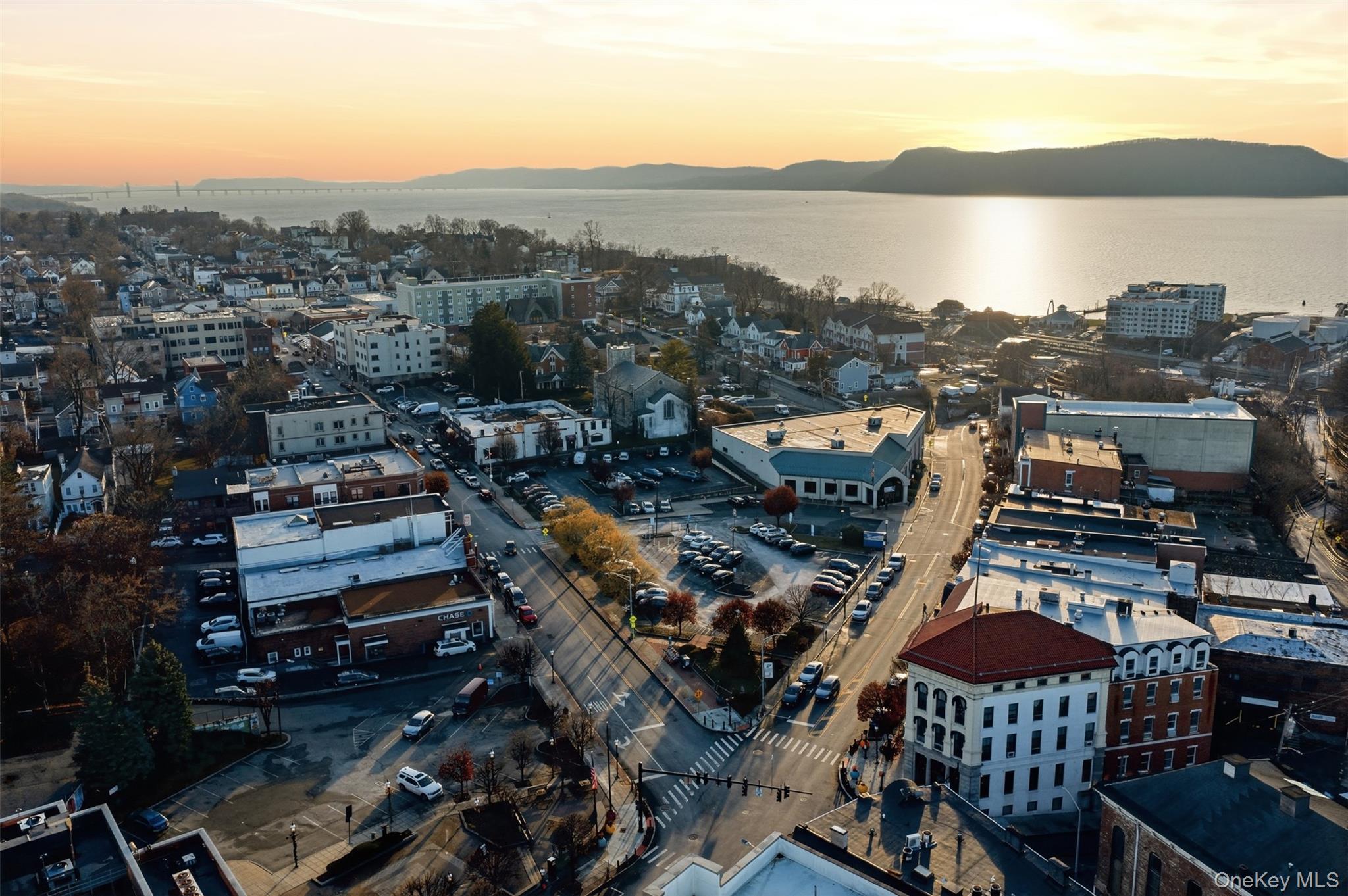 #6 photo, 3 Hamilton Avenue, Ossining , NY 10562