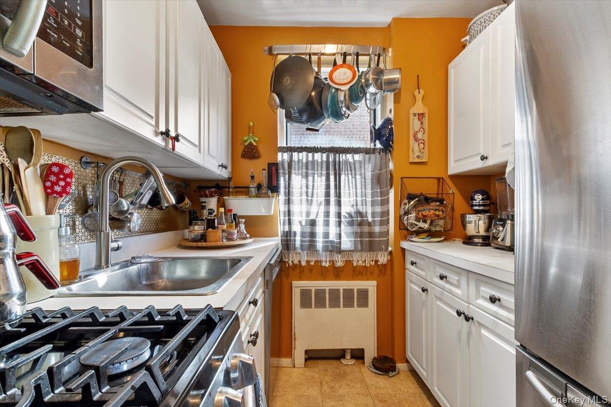 #12 photo, 279 N BROADWAY, 紐約州 Yonkers , NY 10701