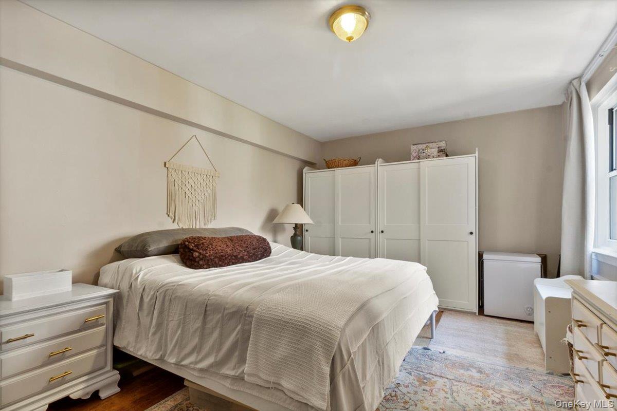 #15 photo, 279 N BROADWAY, 紐約州 Yonkers , NY 10701