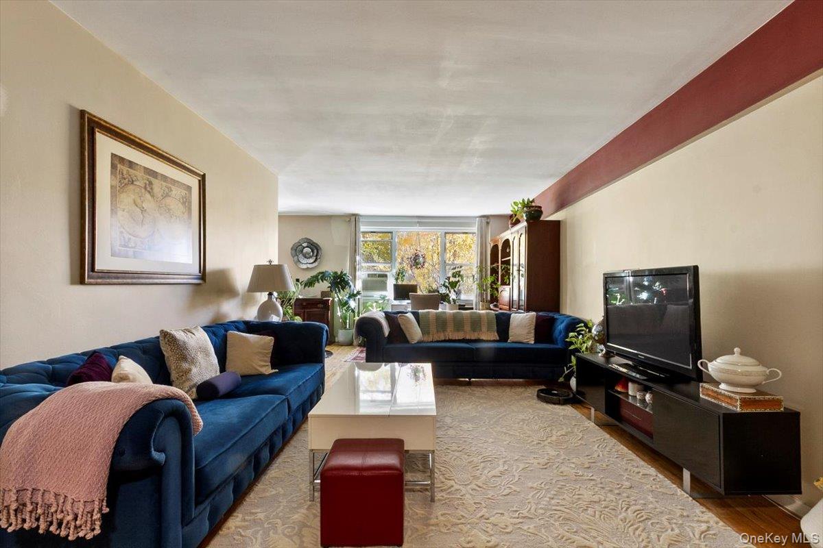 #4 photo, 279 N BROADWAY, 紐約州 Yonkers , NY 10701