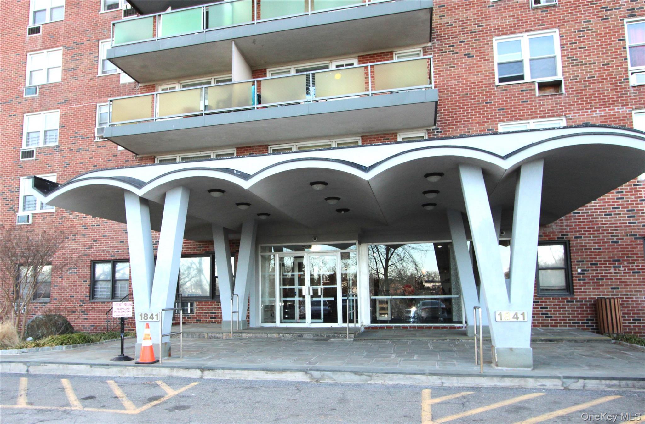 #2 photo, 1841 Central Park Avenue, Yonkers , NY 10710