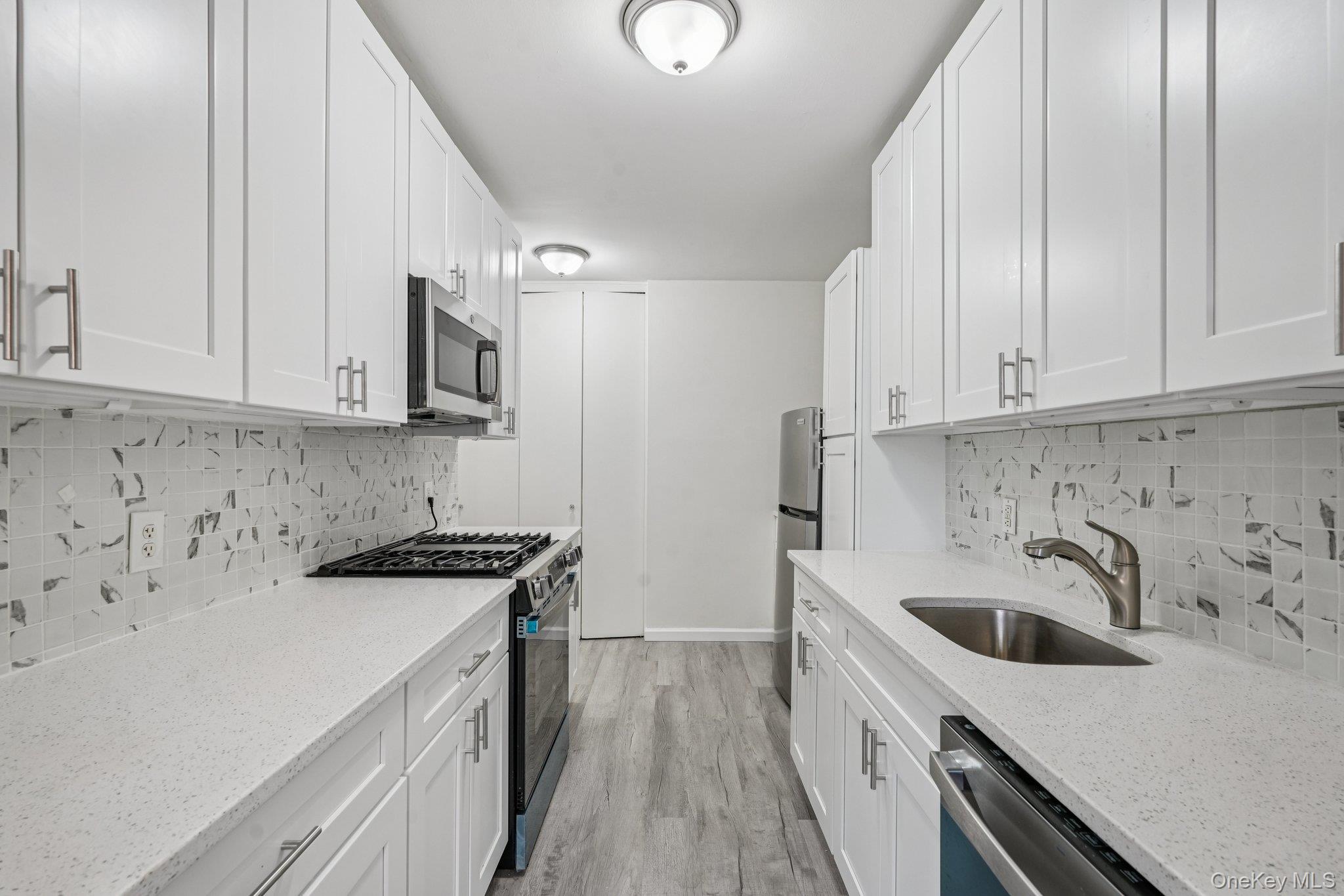 #12 photo, 30 Lake Street, White Plains , NY 10603