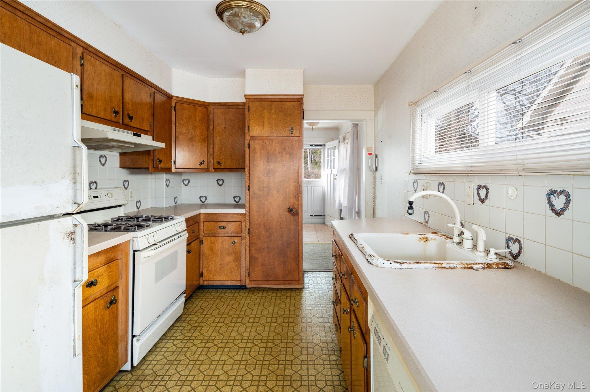 #6 photo, 5 West Street, Mount Kisco , NY 10549