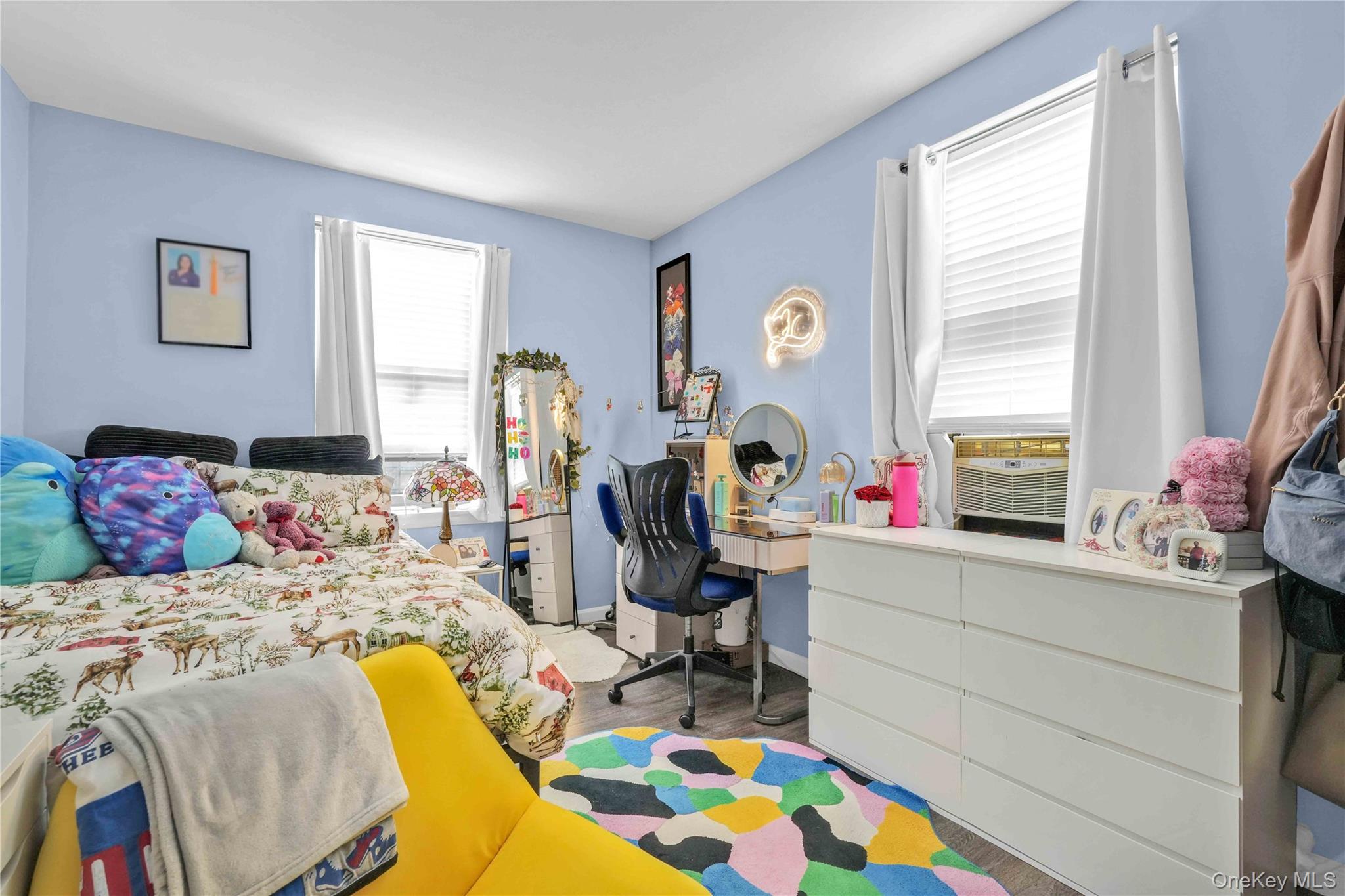 #8 photo, 26-25 141 Street, Flushing , NY 11354