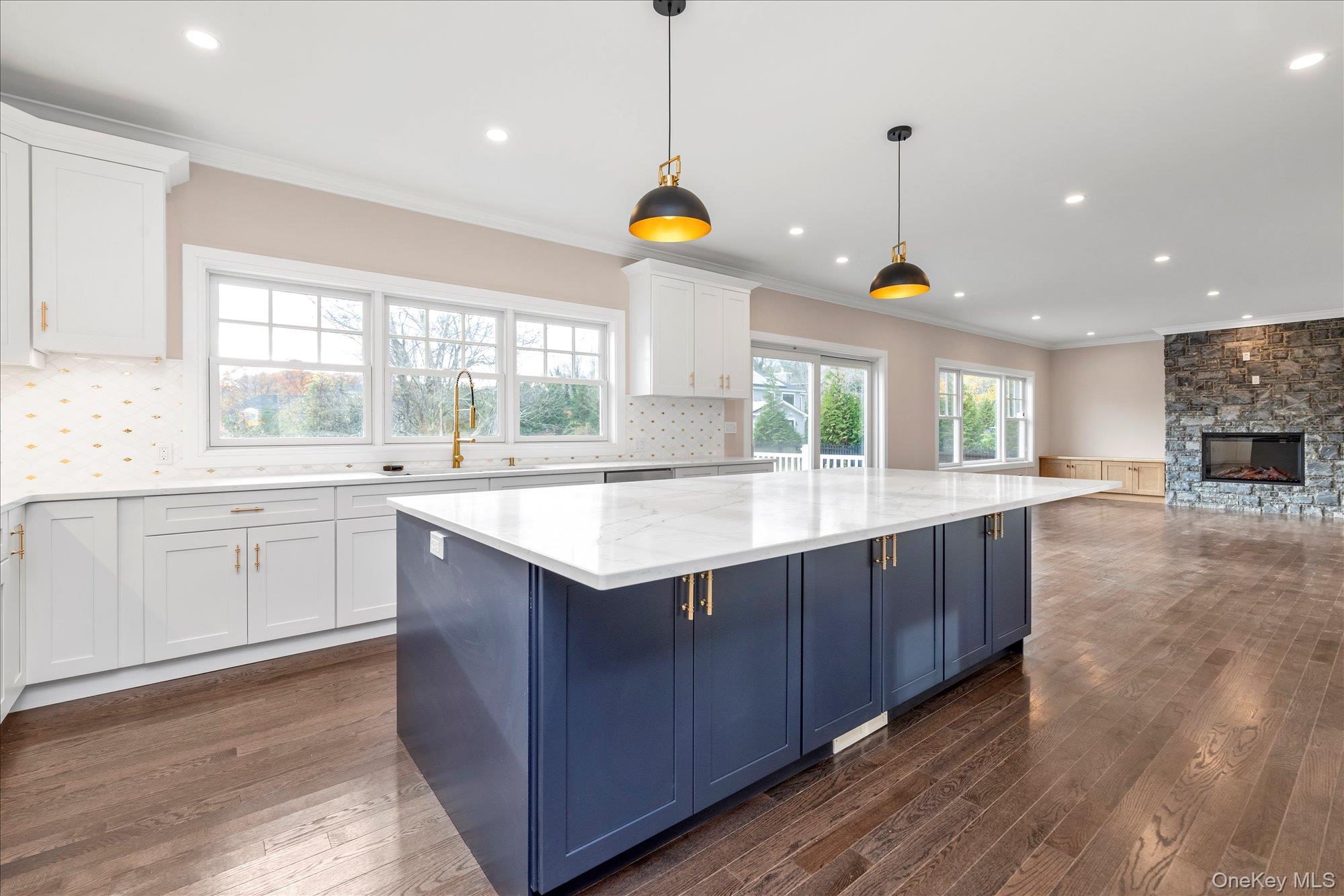 #18 photo, 34 Calumet Drive, 东长岛 Dix小山 Dix Hills , NY 11746