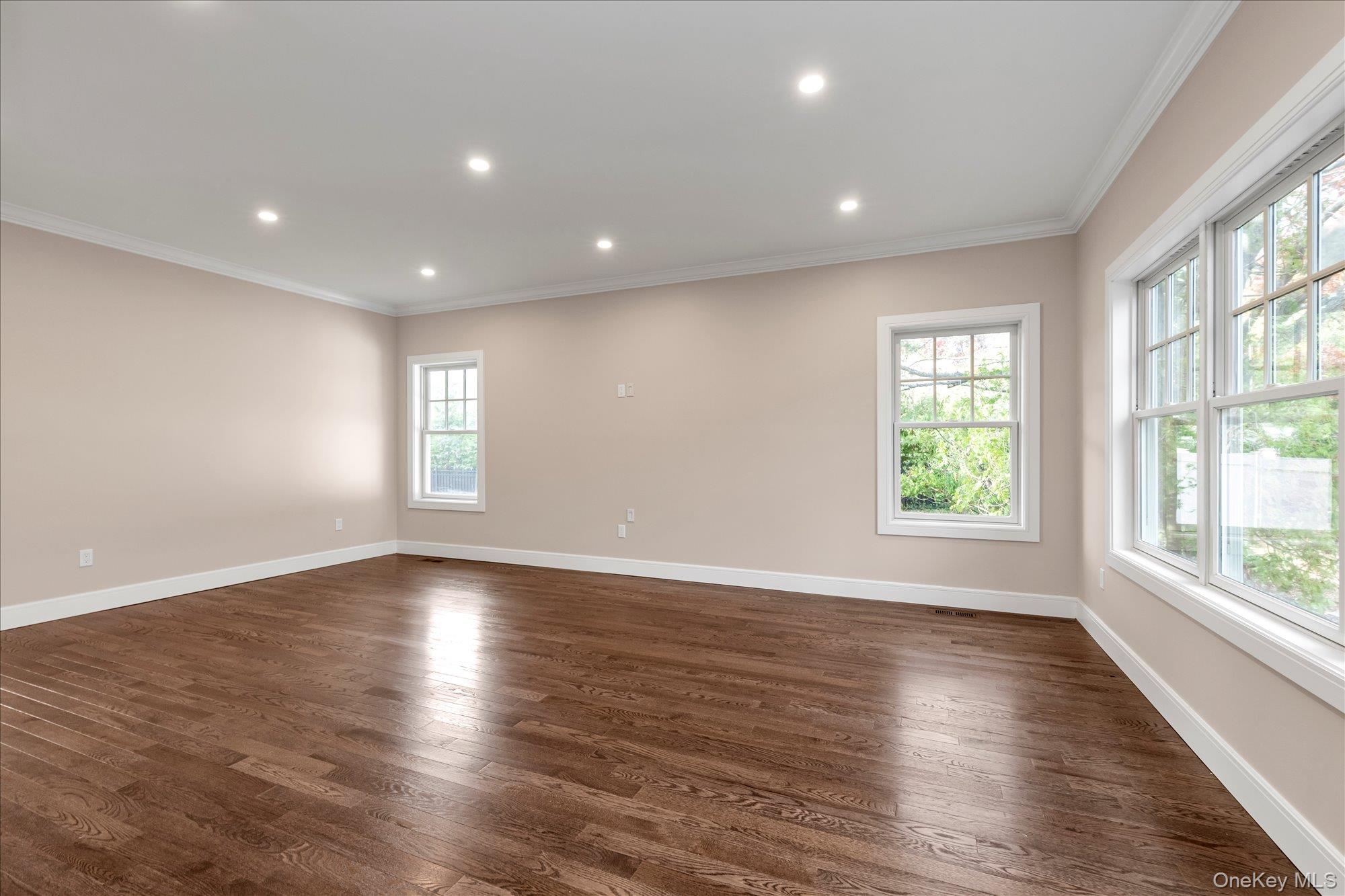 #3 photo, 34 Calumet Drive, 东长岛 Dix小山 Dix Hills , NY 11746