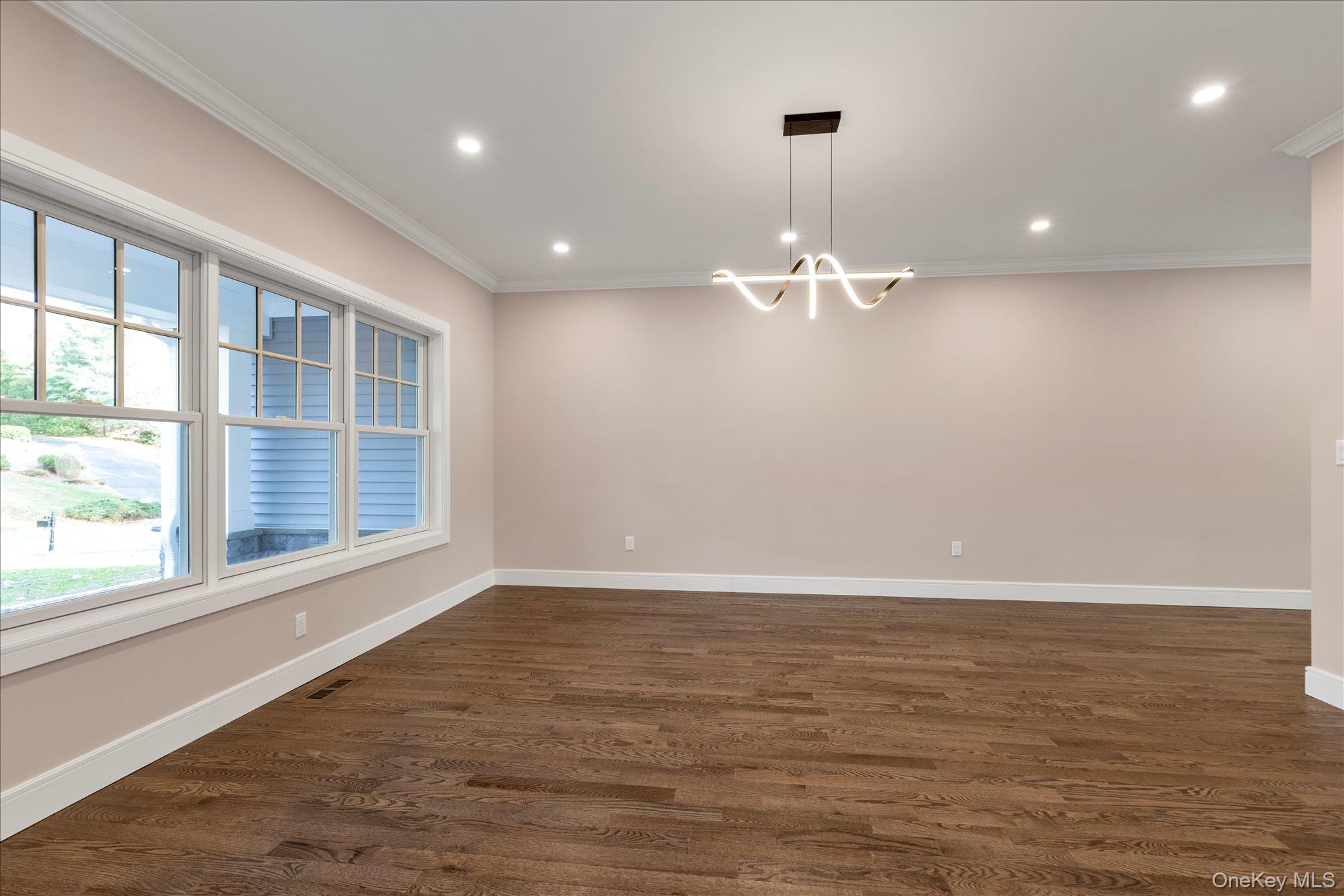 #8 photo, 34 Calumet Drive, 东长岛 Dix小山 Dix Hills , NY 11746