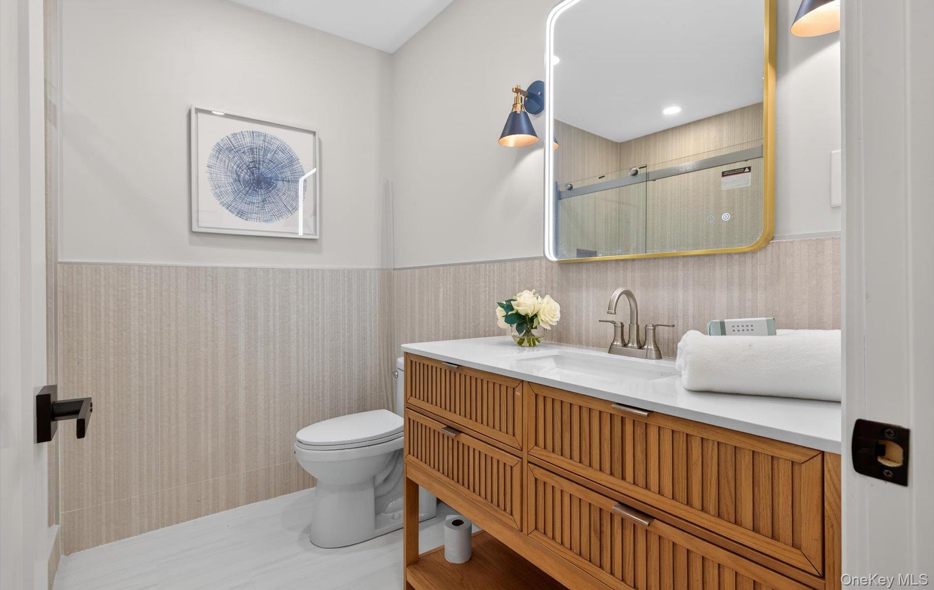 #17 photo, 369 Vanderbilt Parkway, 東長島 Dix小山 Dix Hills , NY 11746