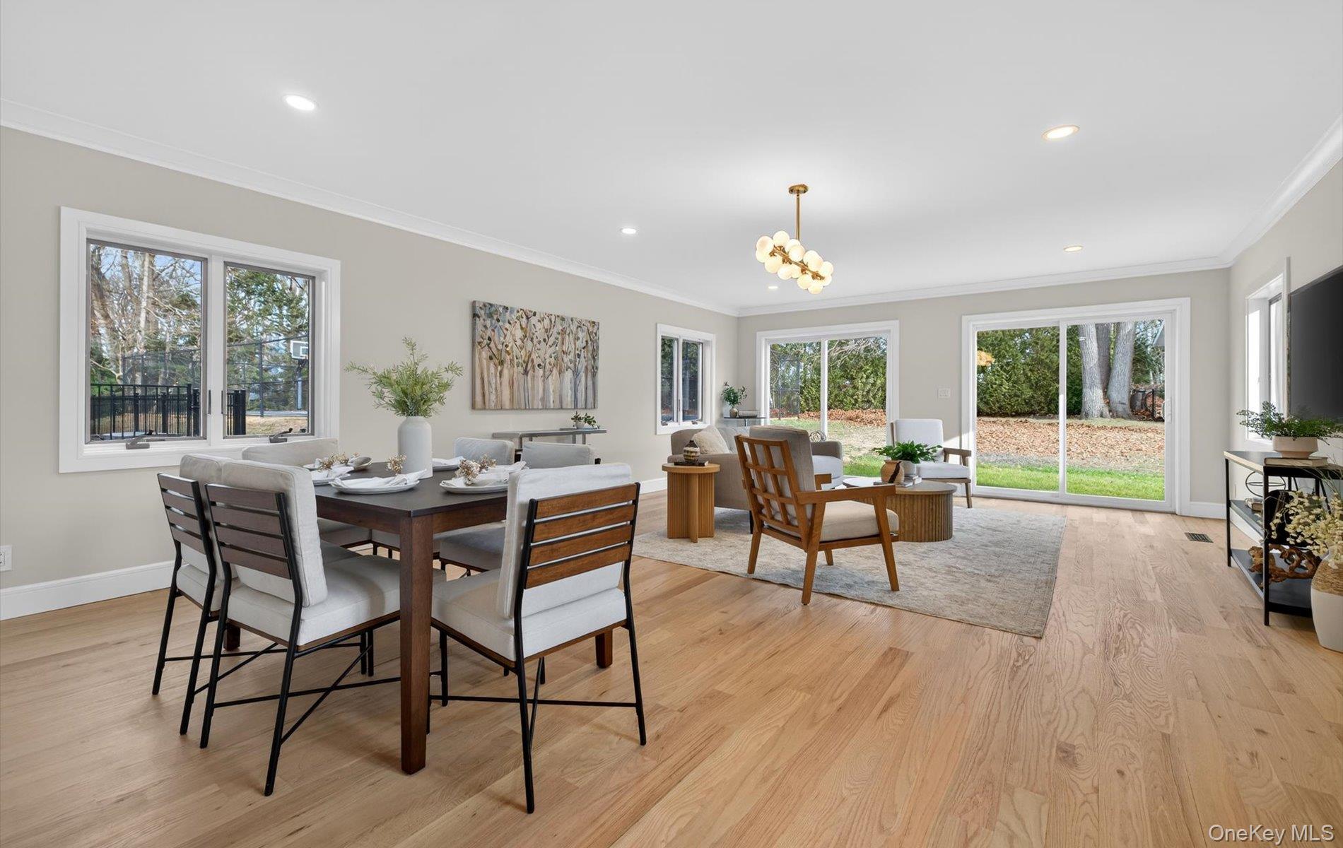 #19 photo, 369 Vanderbilt Parkway, 東長島 Dix小山 Dix Hills , NY 11746