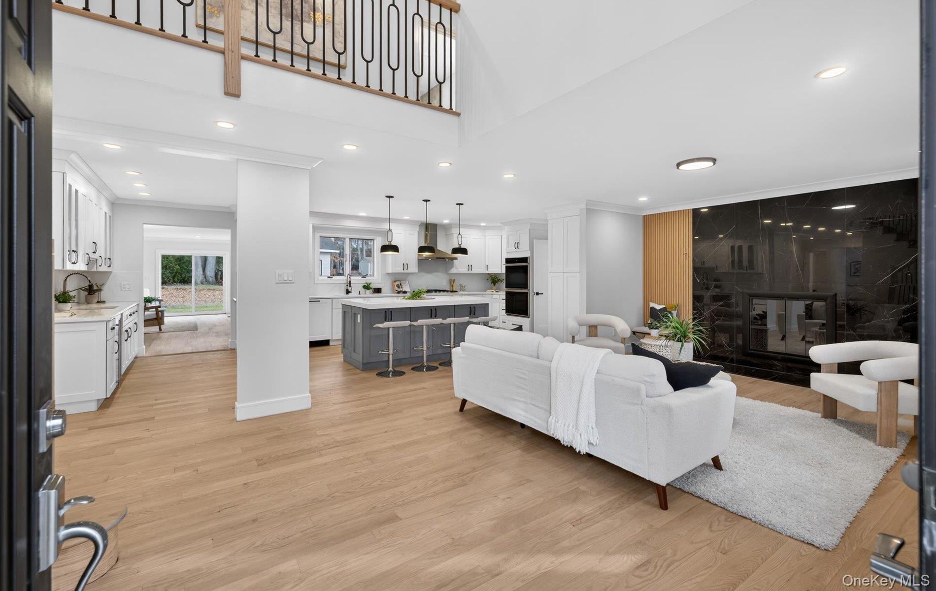 #7 photo, 369 Vanderbilt Parkway, 東長島 Dix小山 Dix Hills , NY 11746