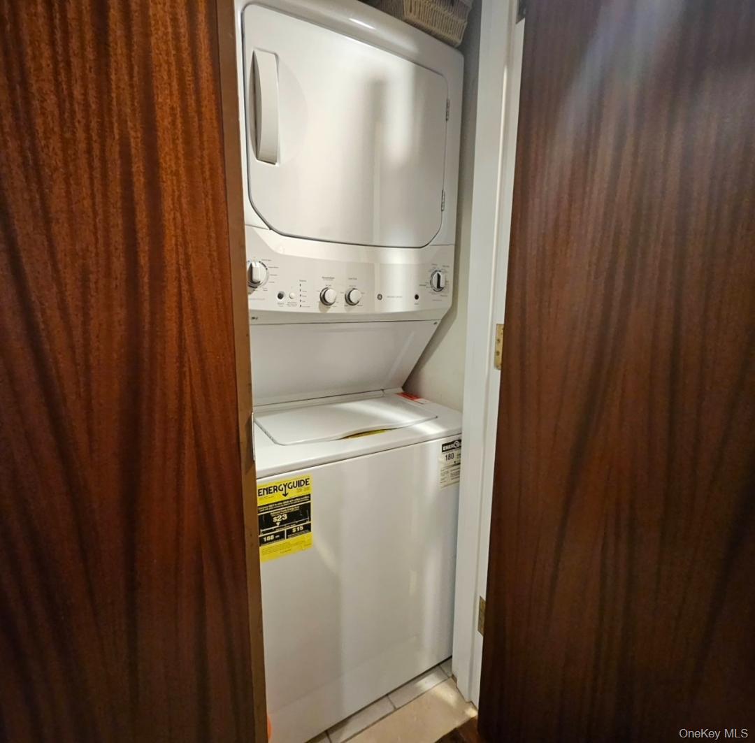 #12 photo, 171 Great Neck Road, Great Neck , NY 11021