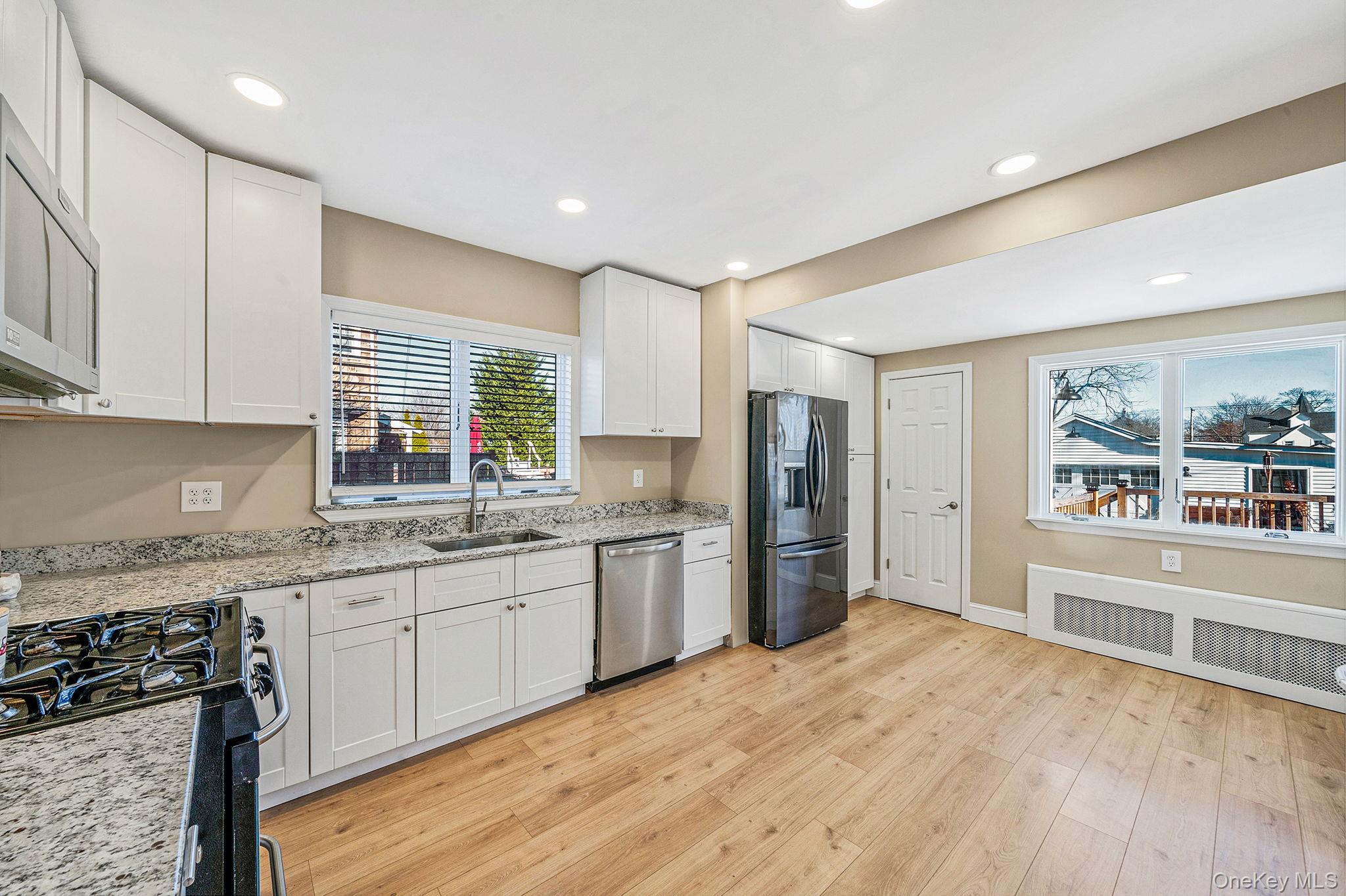 #14 photo, 117 Jayne Avenue, 東長島 Patchogue , NY 11772