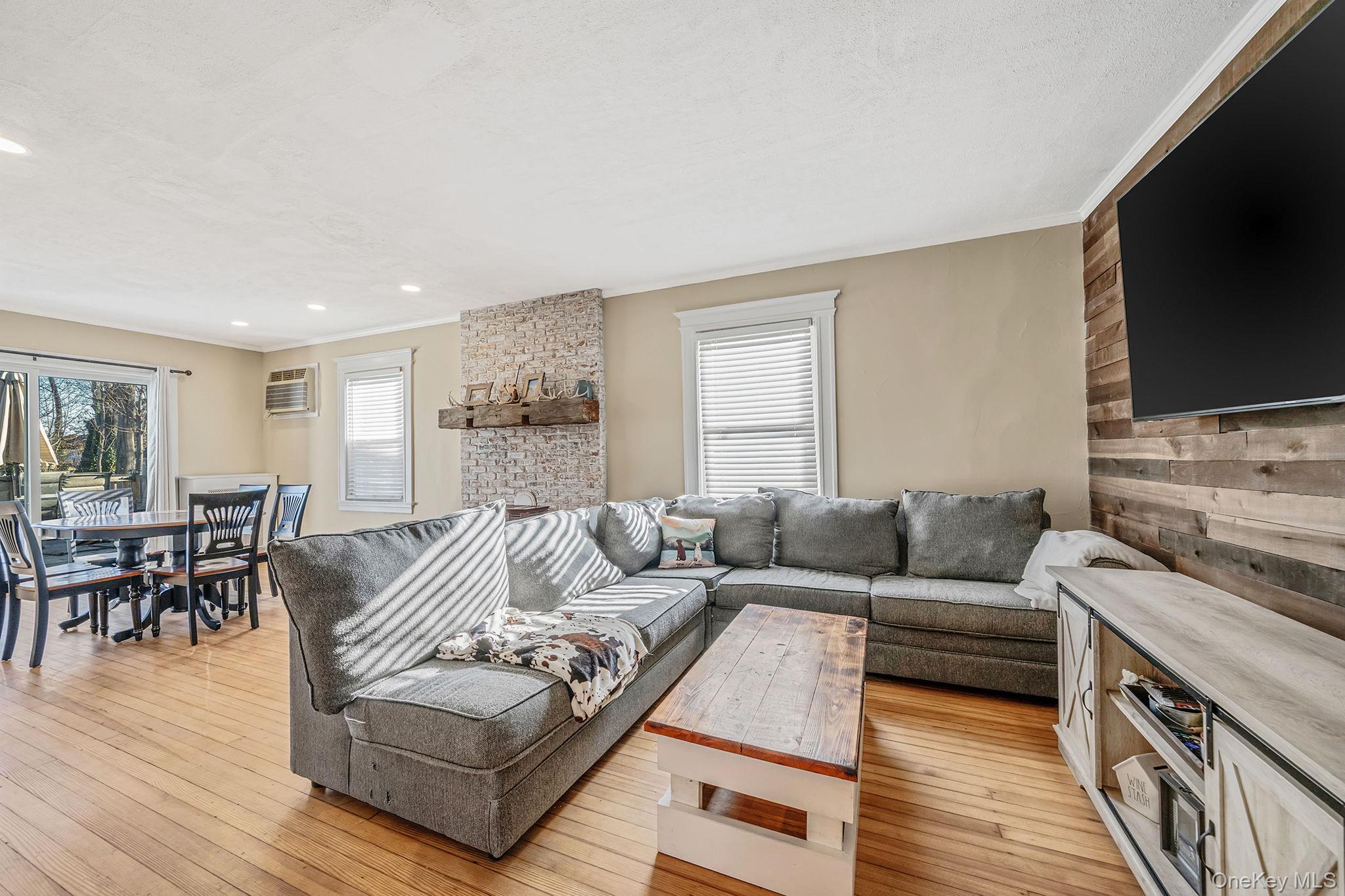 #9 photo, 117 Jayne Avenue, 東長島 Patchogue , NY 11772